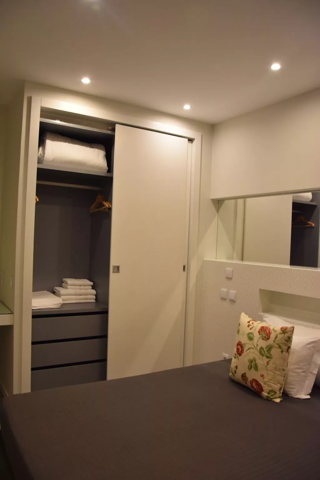 In Estreito Da Calheta mit Privatem Pool und Meerblick-Binnen