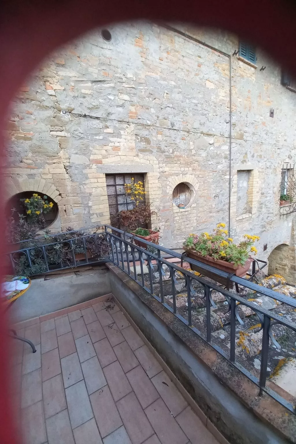 Rustikale Eleganz mit Blick auf die umbrische Landschaft