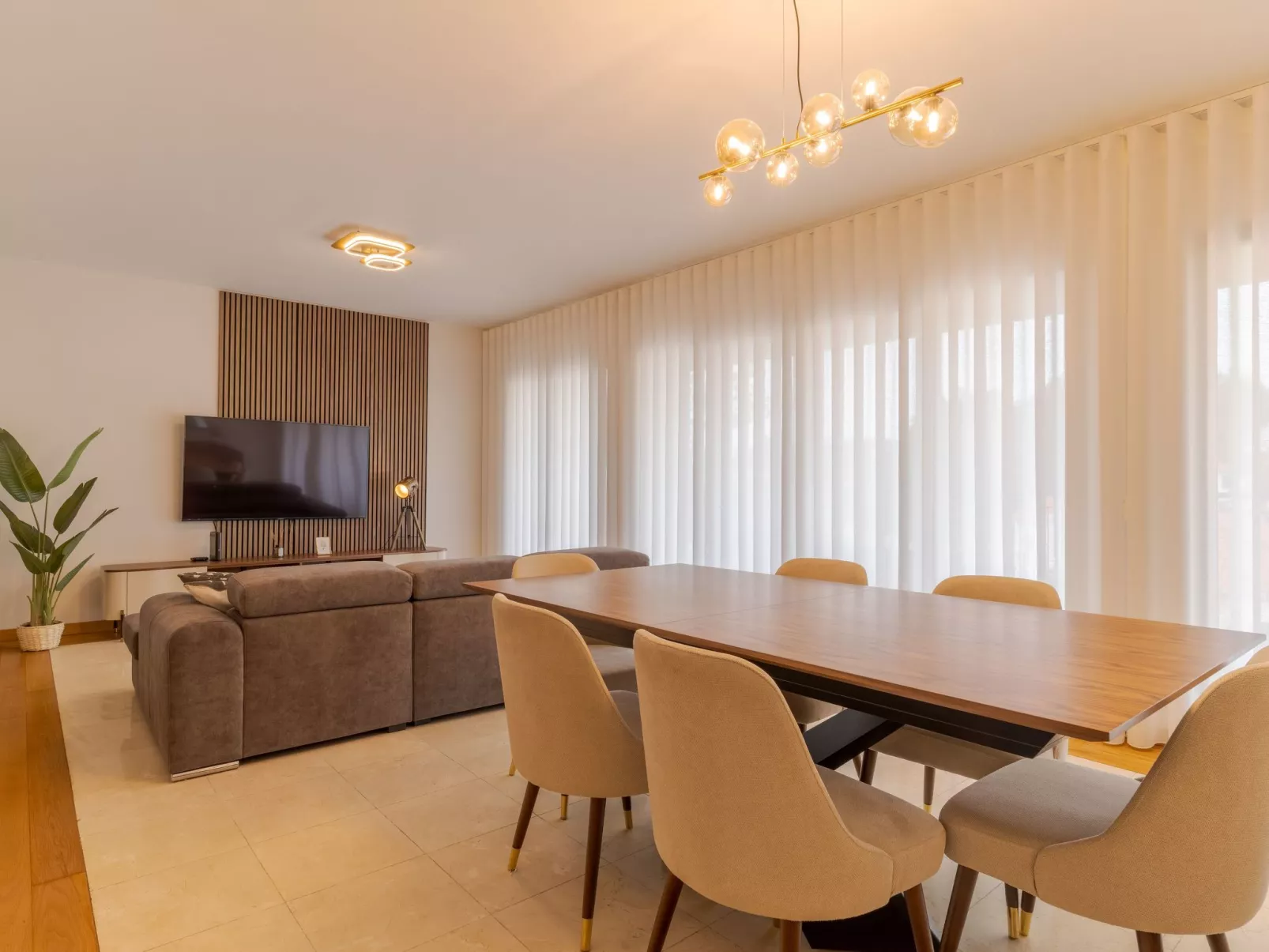 Living BX Wohnung im Stadtzentrum-Image-tags.info