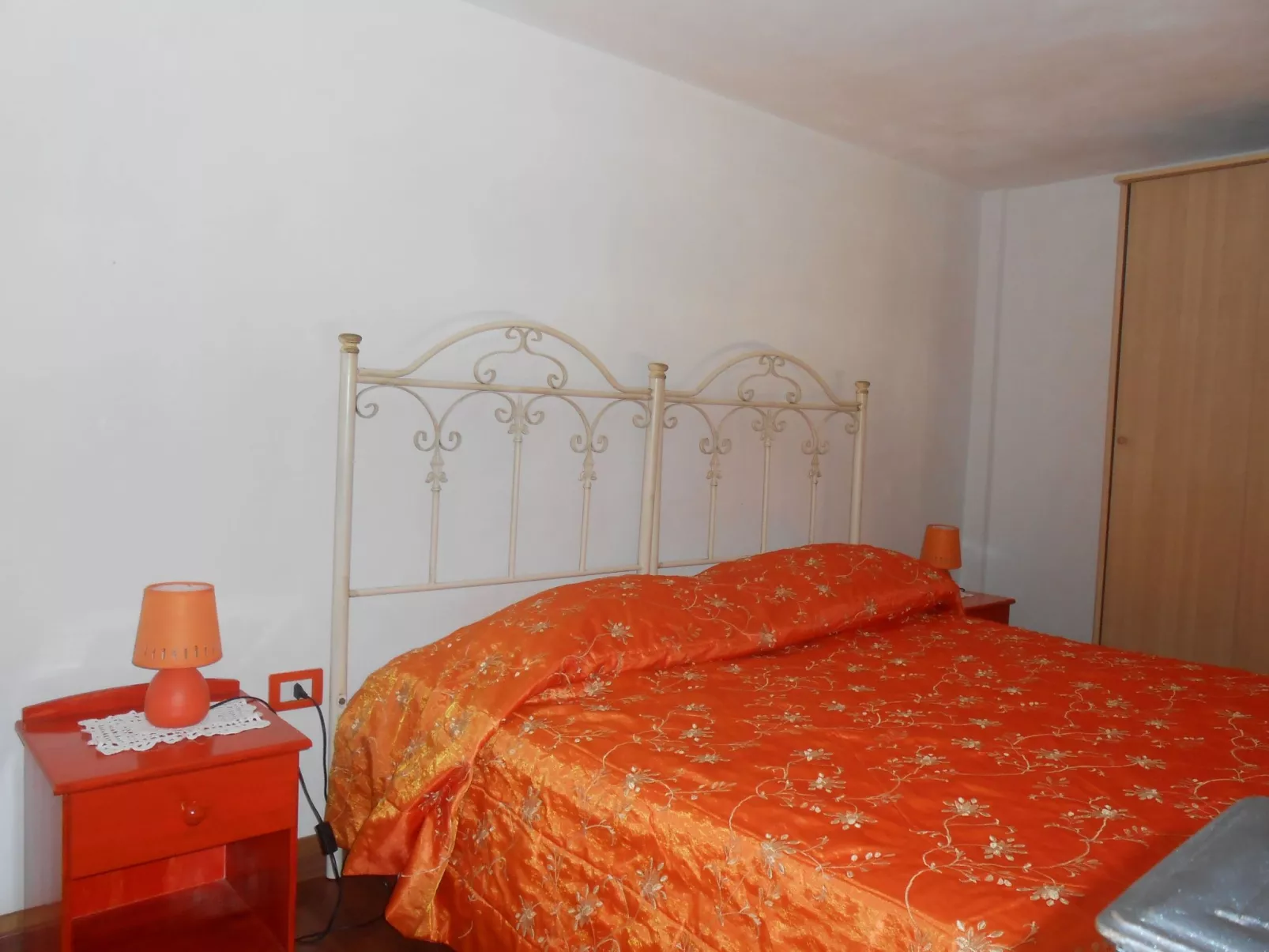 ARANCIONE-Image-tags.info