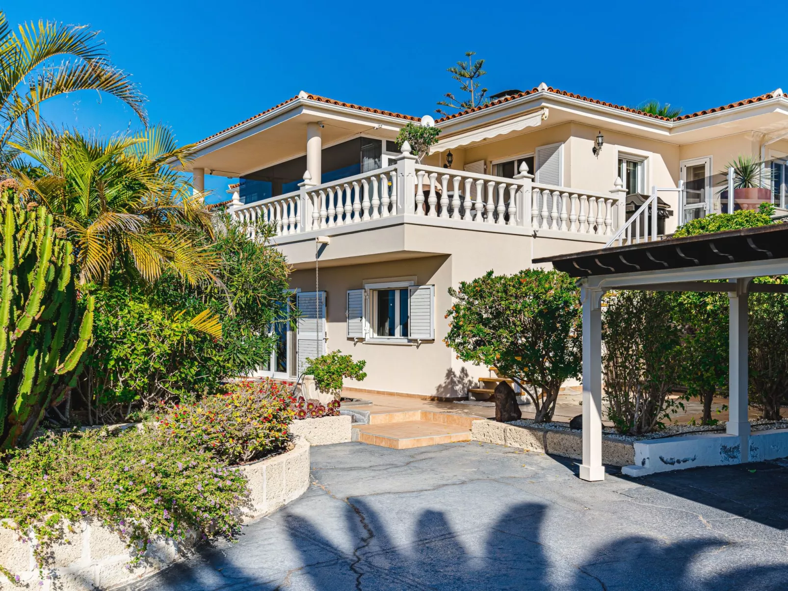 Luxusvilla mit fantastischem Meerblick