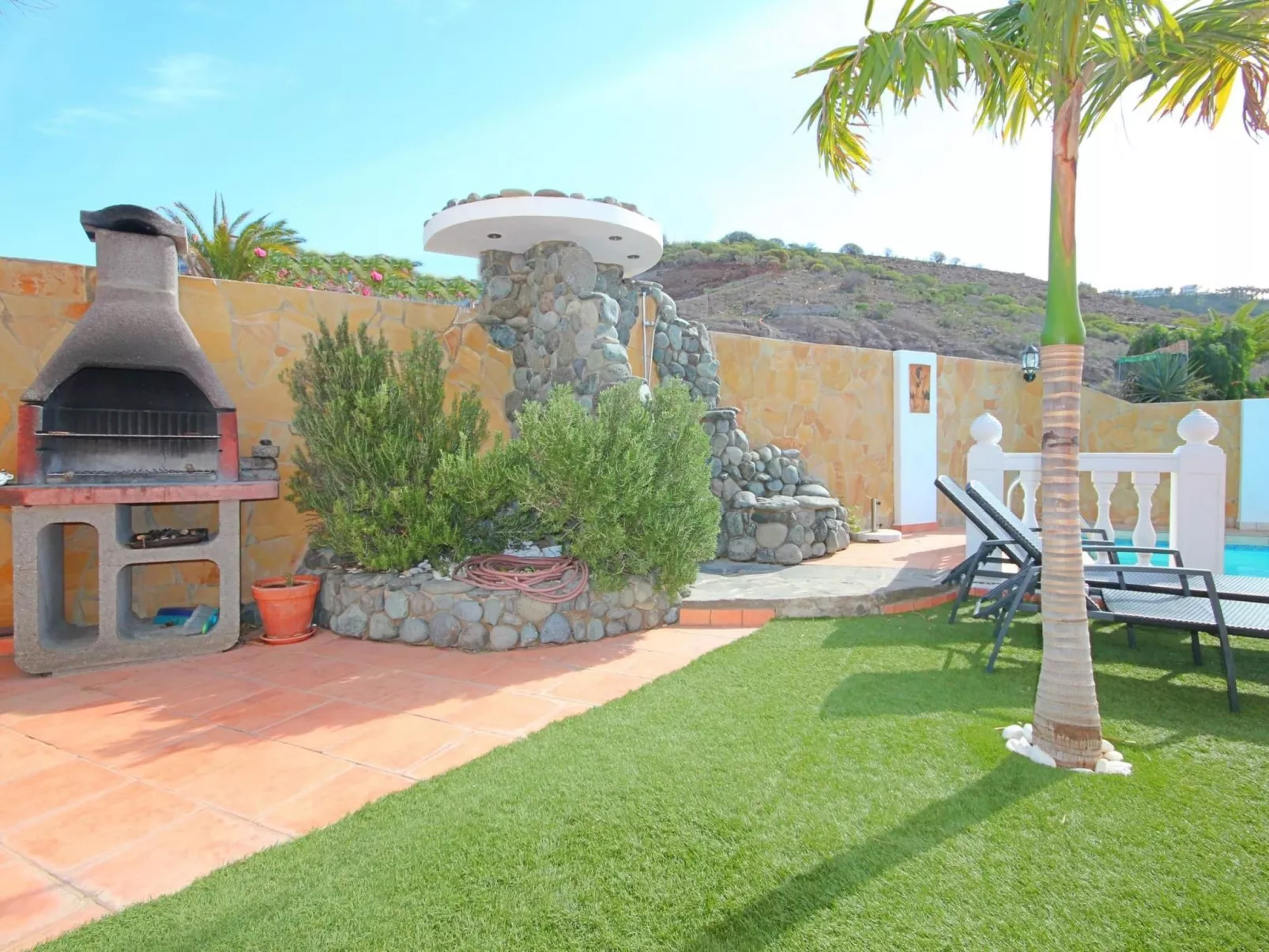 Luxus-Villa Lucia-Buiten