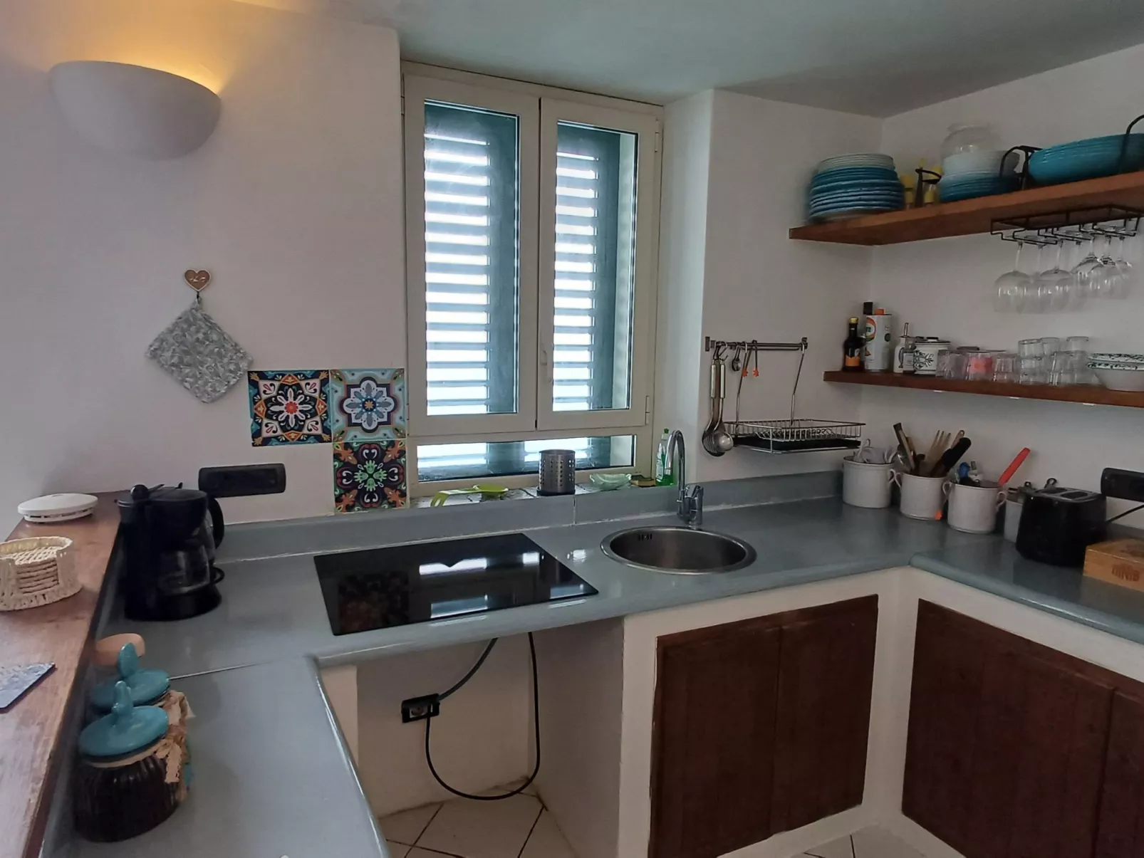 Villa mit Blick auf das Meer an der Amalfiküste-Binnen