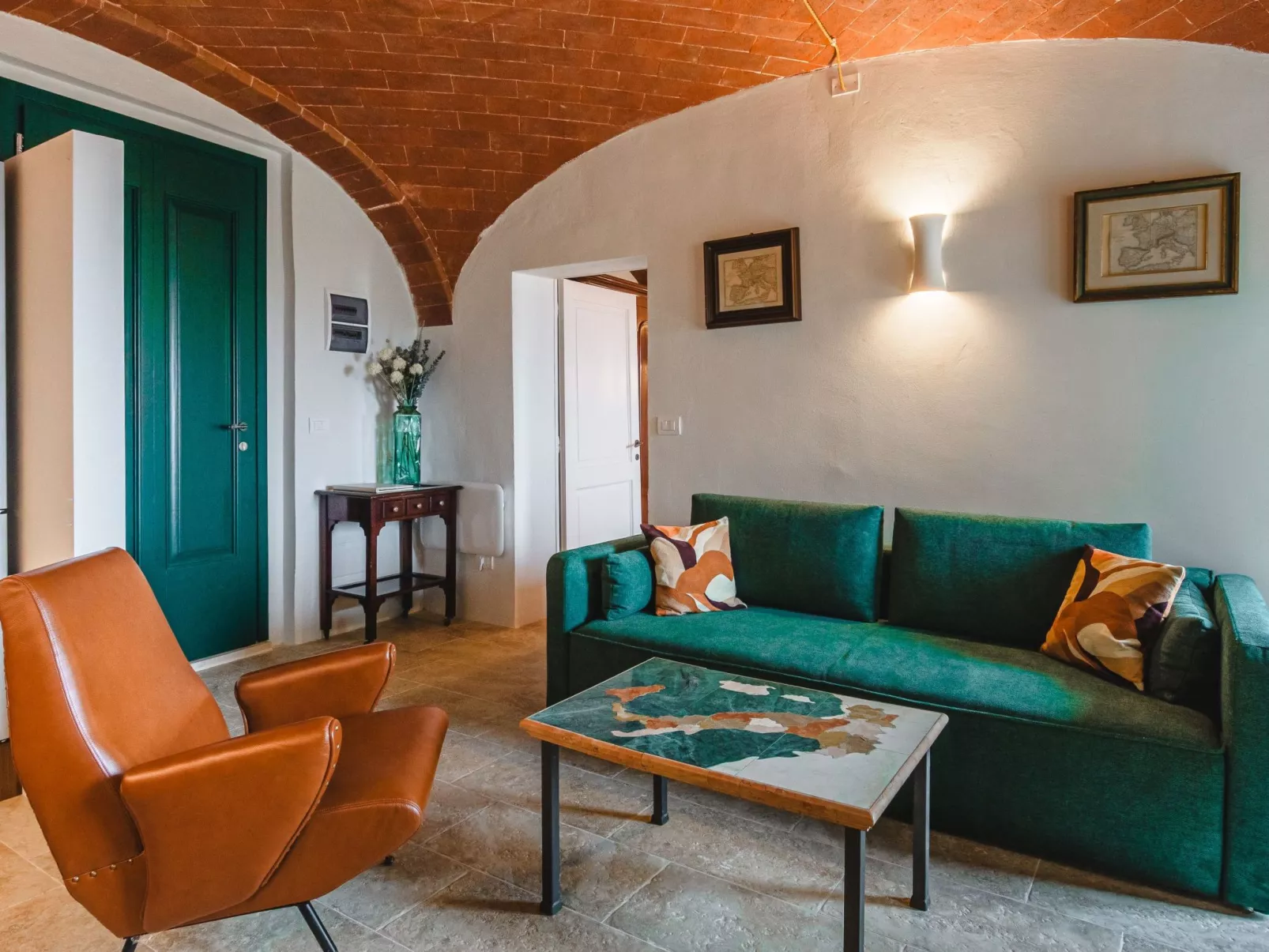 Toskanisches Apartment mit Gewölbedecken und Terrasse