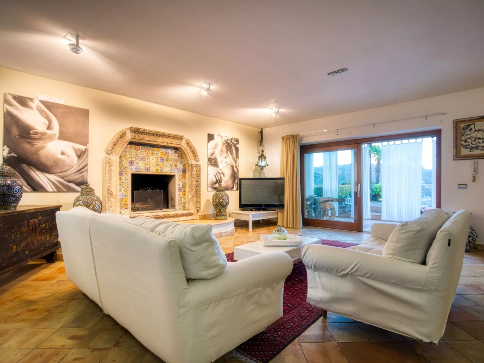 Ferienvilla mit Whirlpool-Binnen