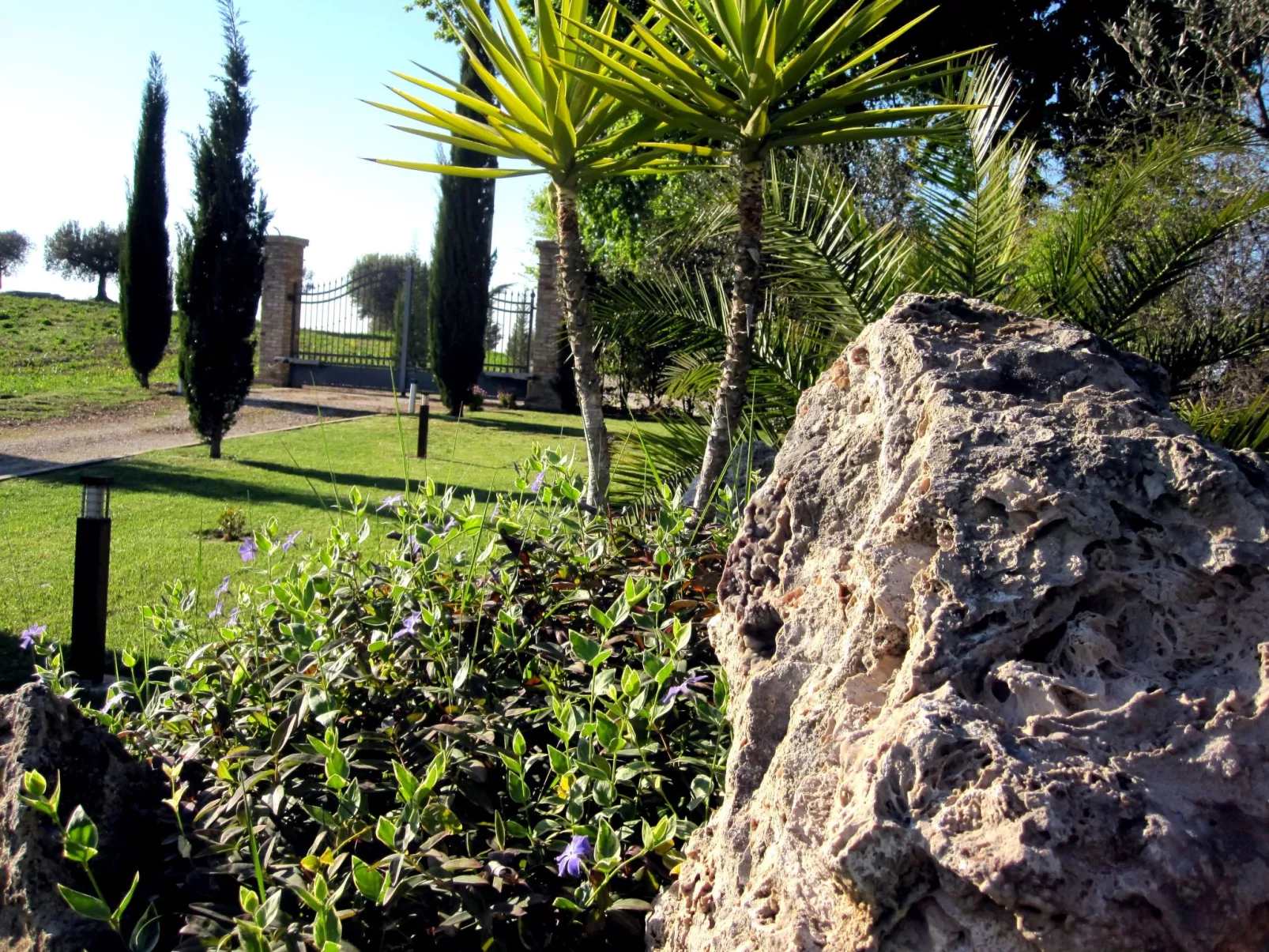 In Notaresco mit Grill und Garten-Buiten