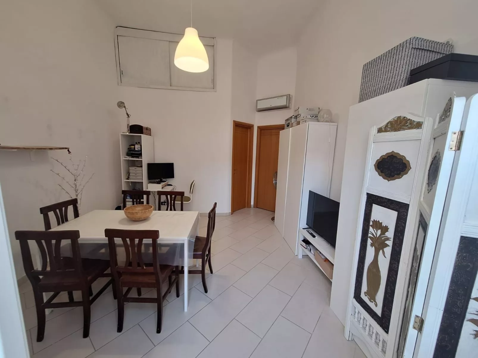 Touristenwohnheim "Via tanzi 27 bari"-Image-tags.info