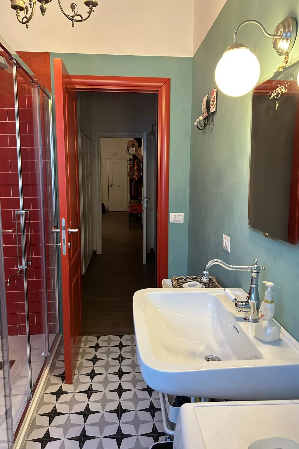 Wohnung mit großer Terrasse-Binnen