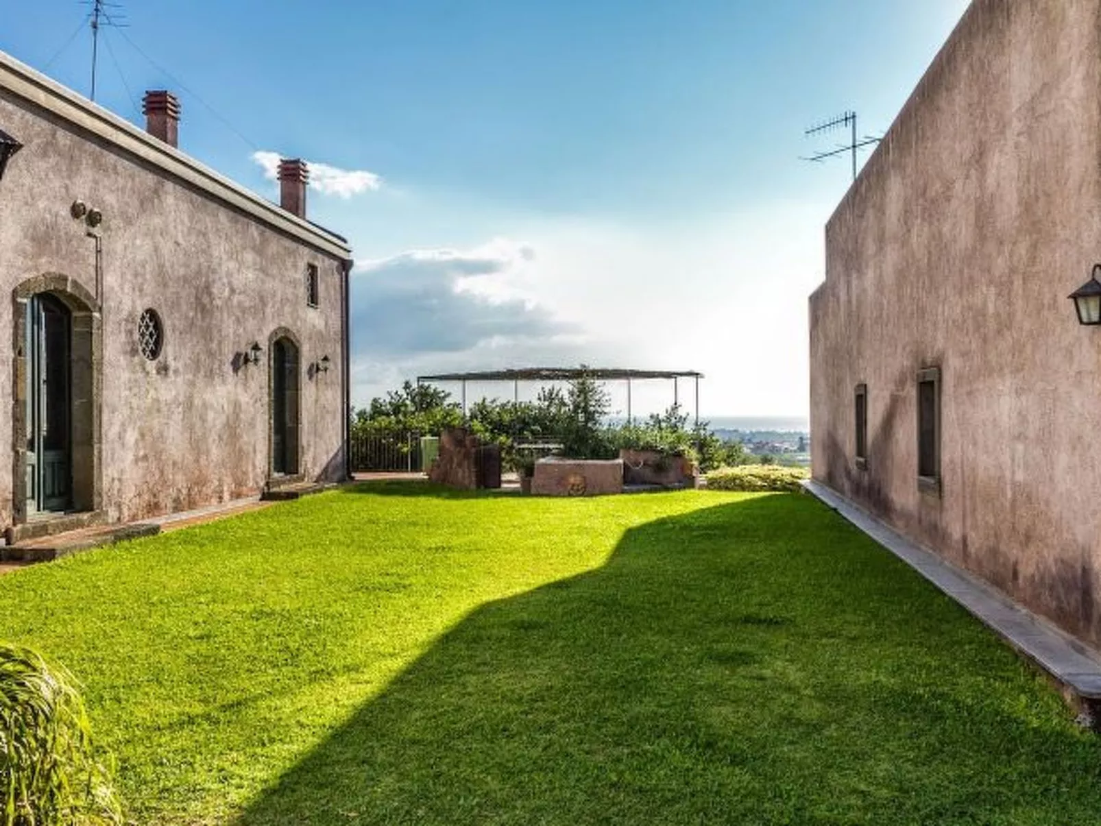 'Cedar' mit Wasserblick
