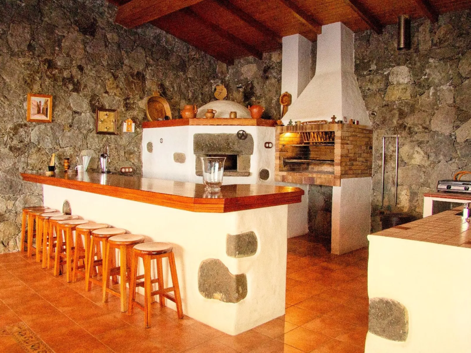 Villa Lucas mit Gartenterrasse und Schwimmbad