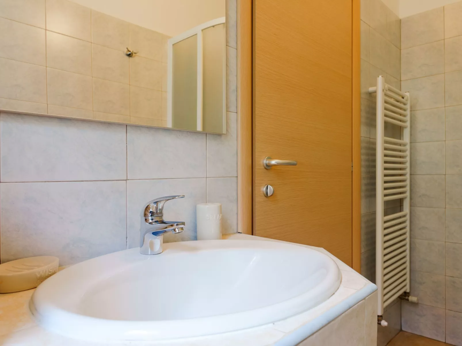 Villa zur alleinigen Nutzung mit 4 Wohnungen