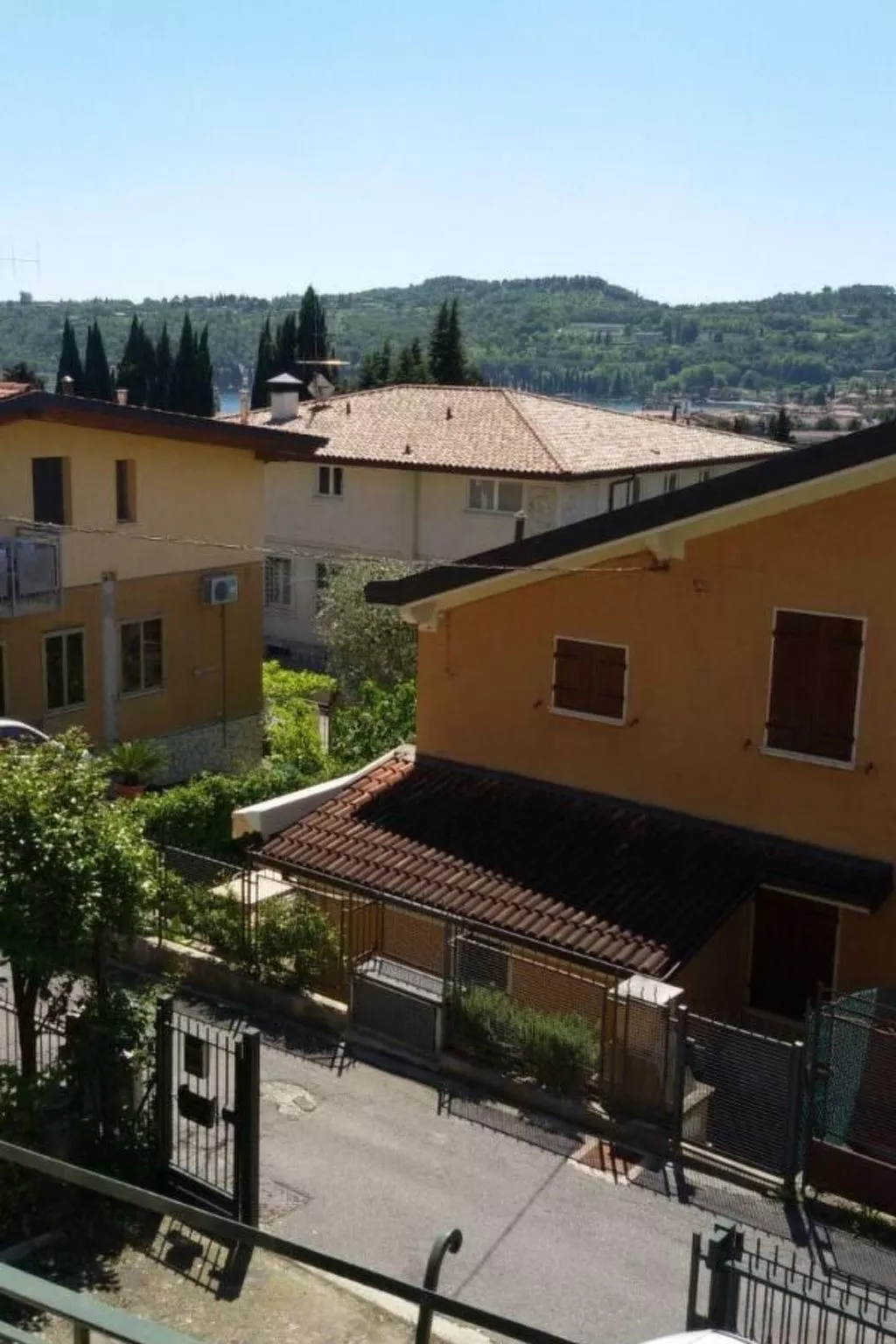 In Salò mit Grill, Terrasse und Garten