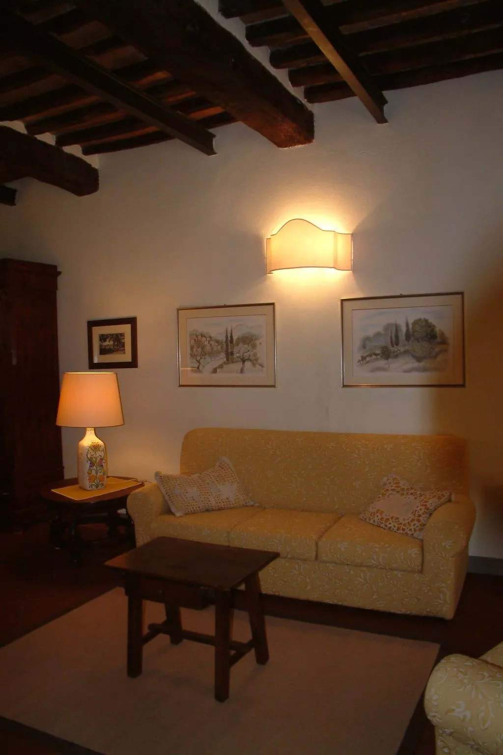 Villa 'Cimpoli casa' mit Garten und Grill-Binnen