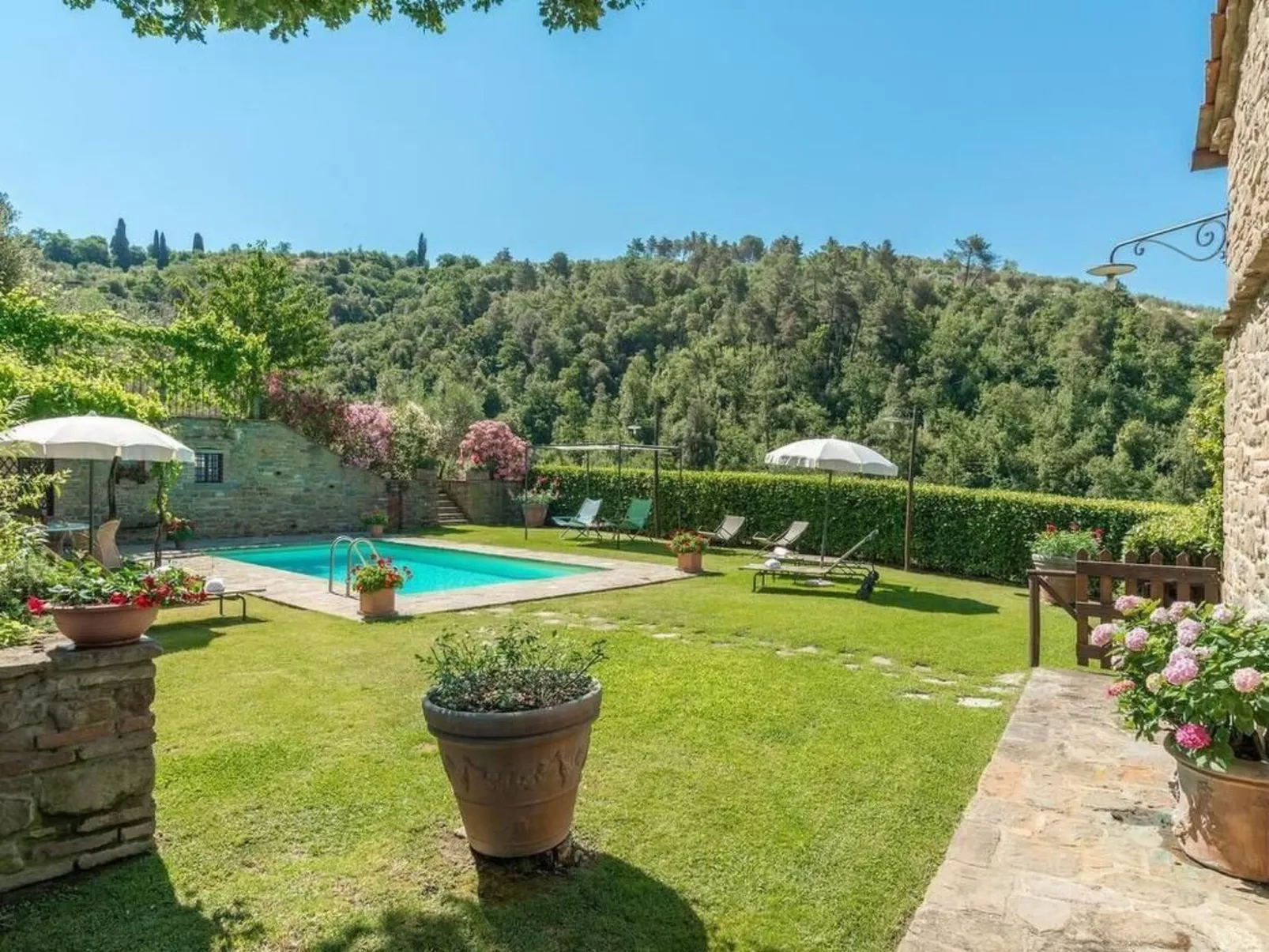 Wohnung in Cortona mit Terrasse, Garten und Grill