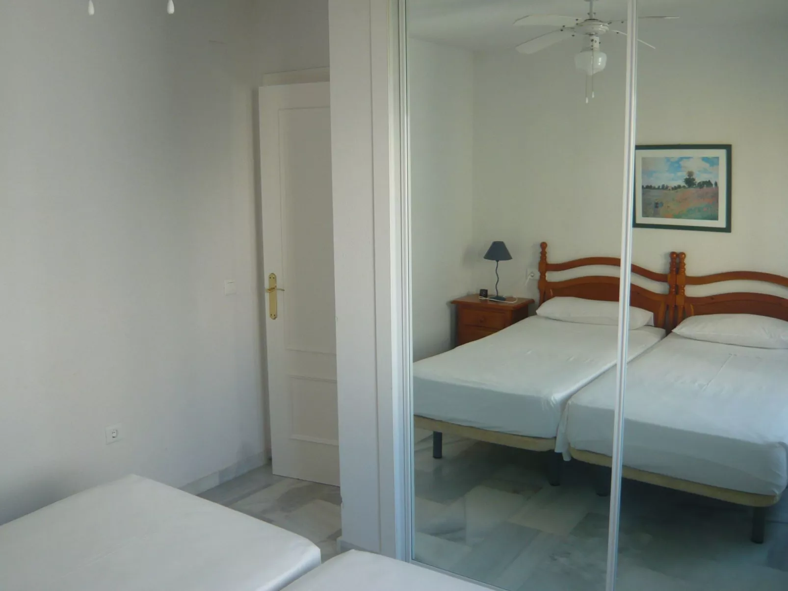 Mit Blick auf das Wasser-Binnen