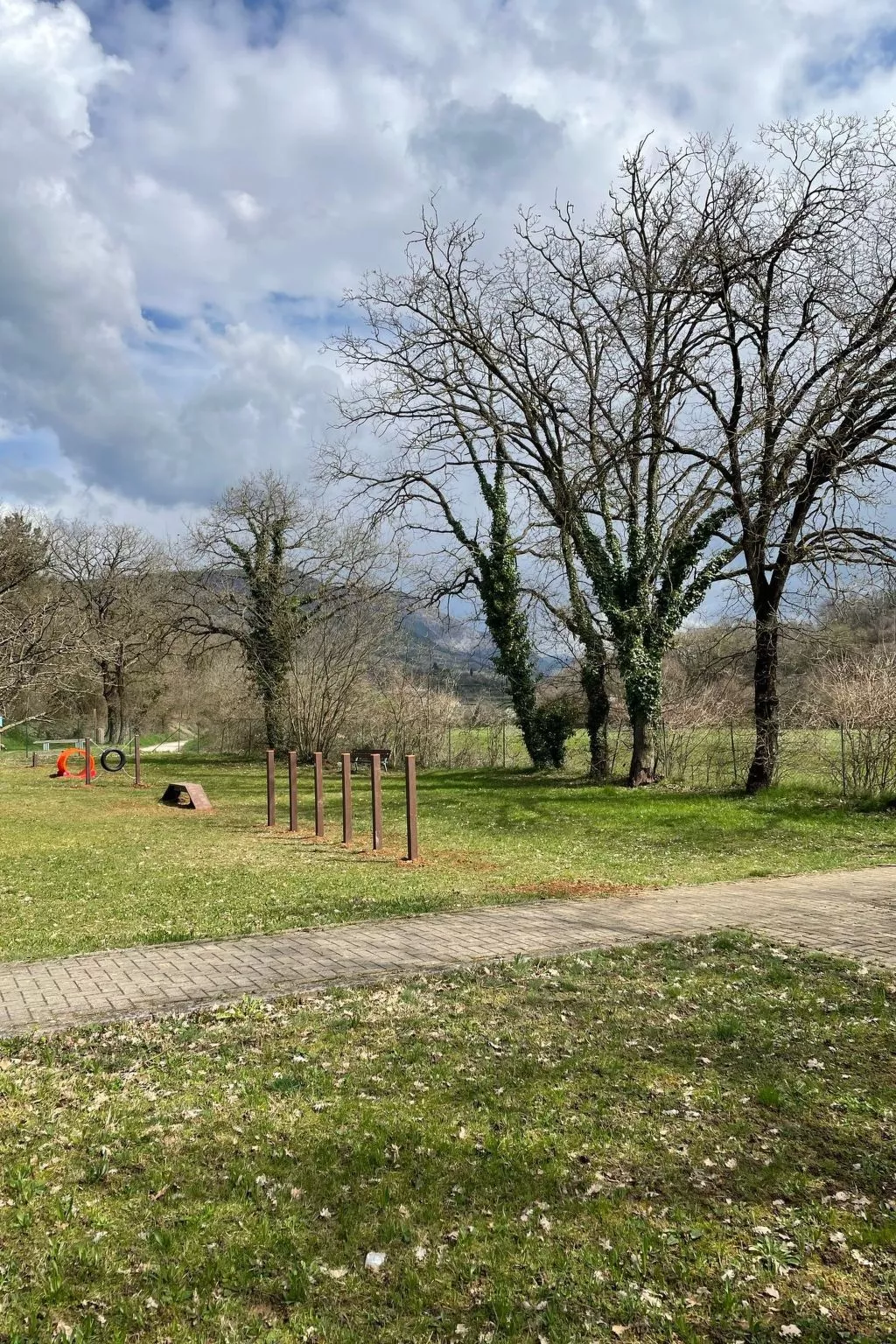 Wohnung in Costermano mit privatem Parkplatz-Buiten