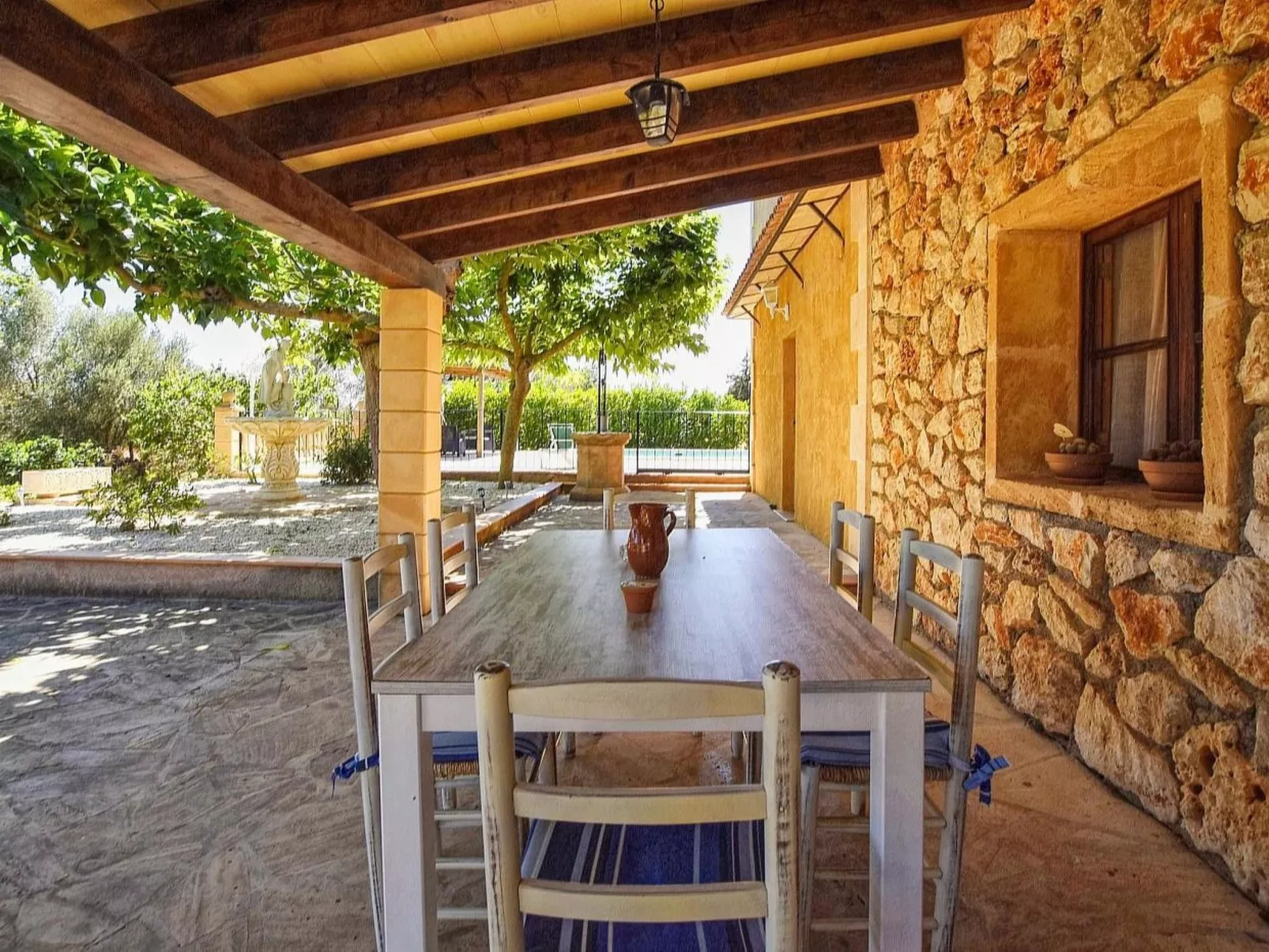 Finca mit Schwimmbad und in der Nähe des Rafal Nadal Zentrums-Buiten