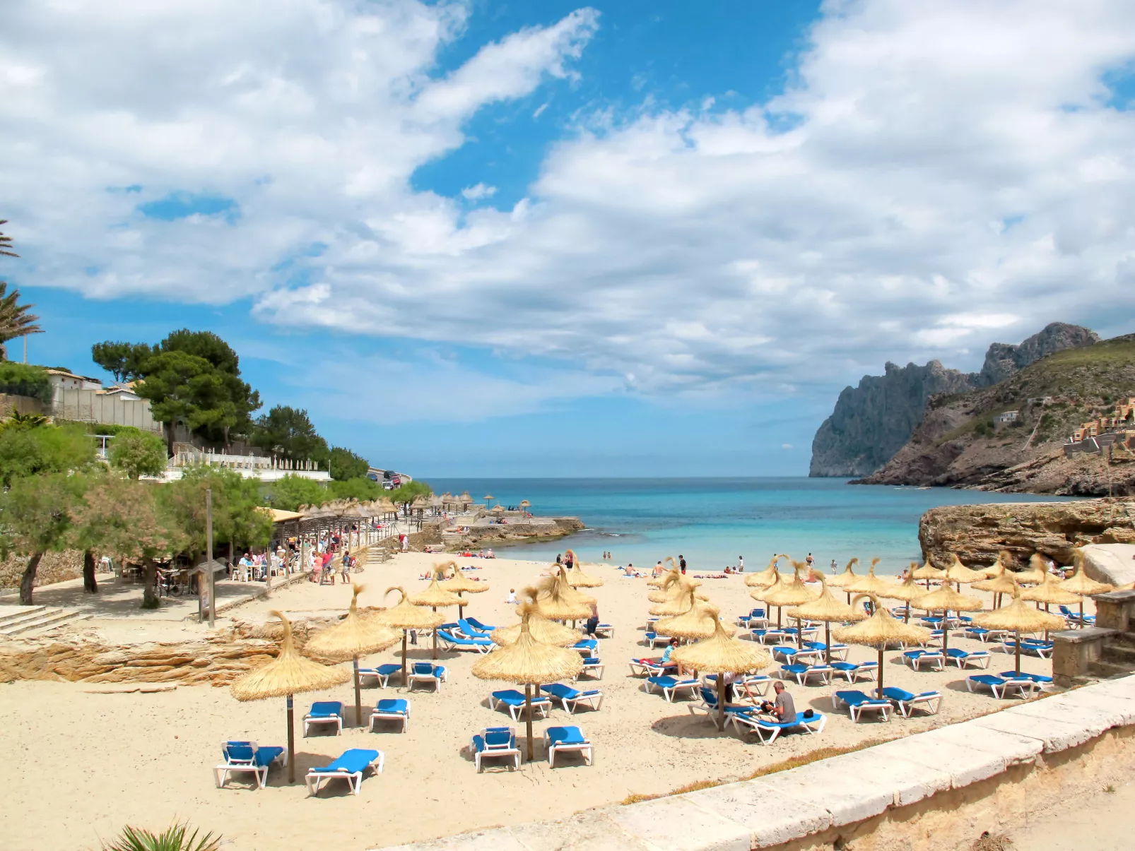 Finca Tomas, Cala Sant Vicenç-Omgeving