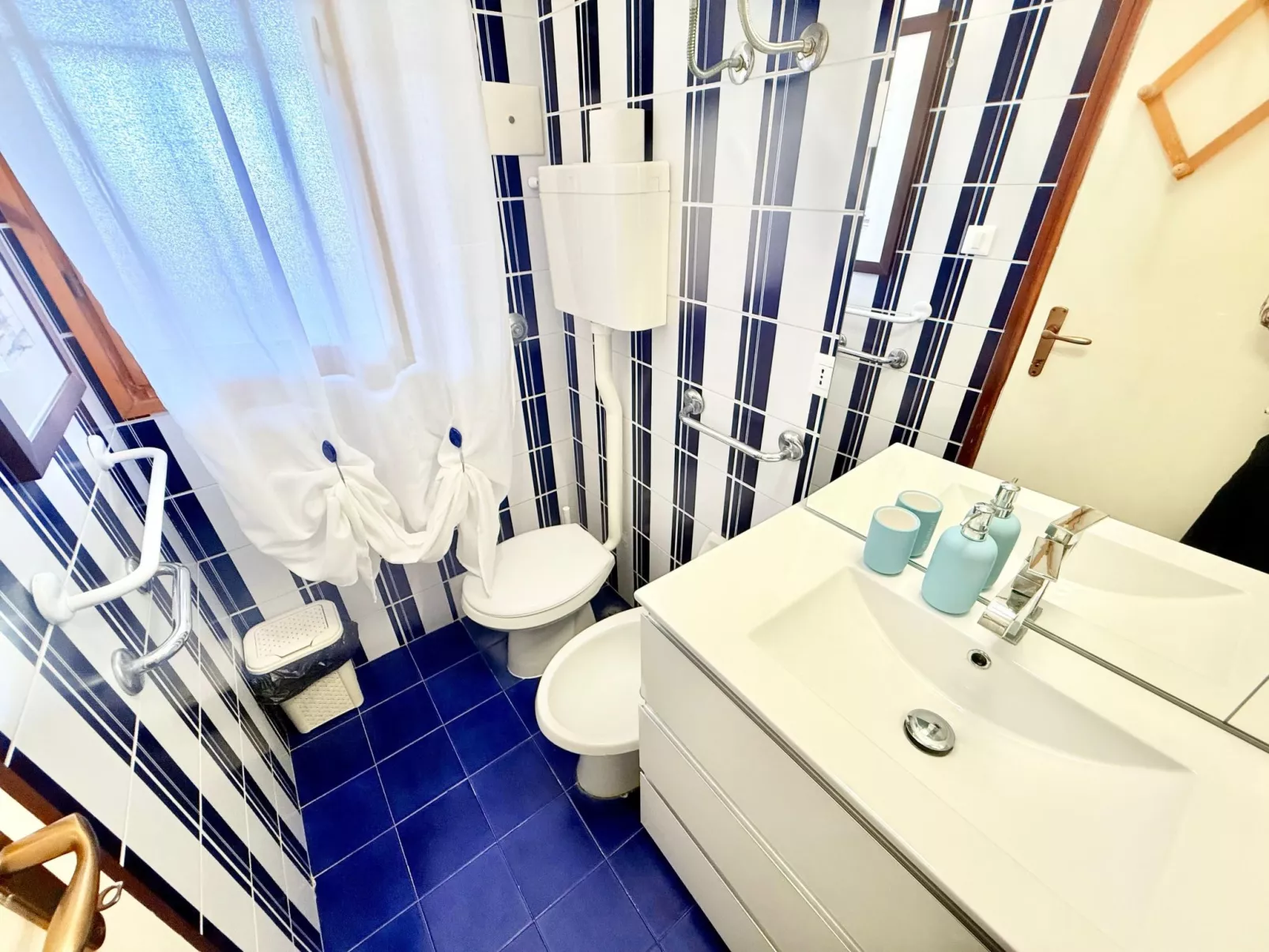 Hübsches Studio-Apartment 250 m vom Meer entfernt, direkt im Zentrum