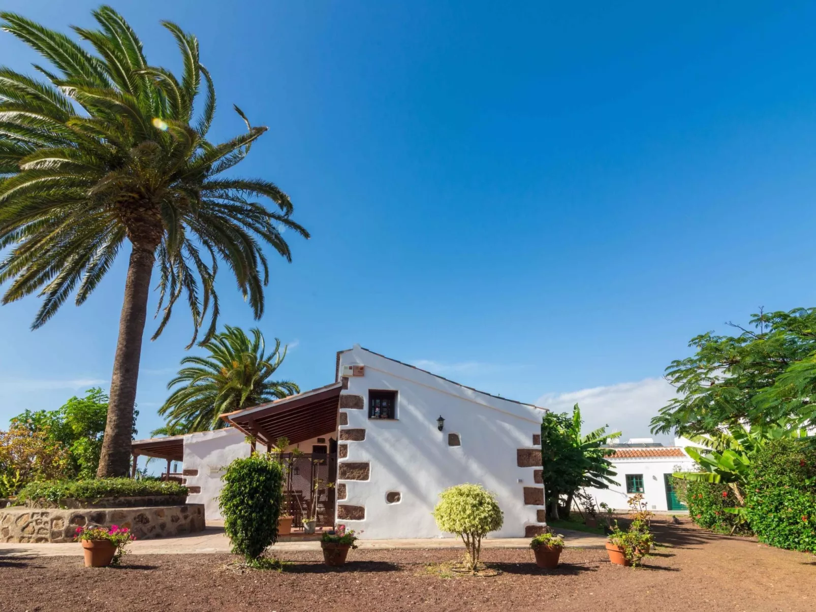 Romantisches Landhaus mit Pool-Buiten