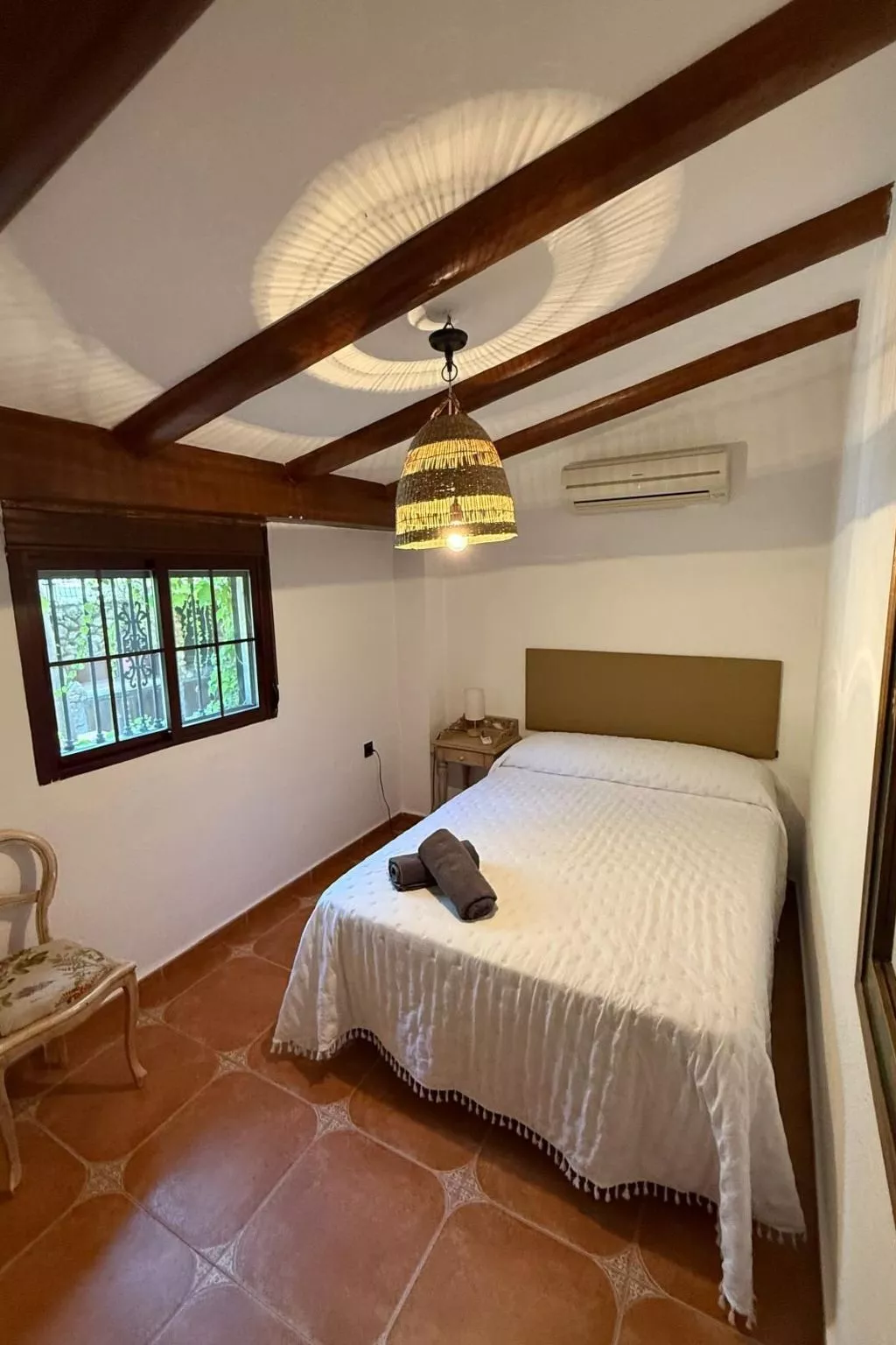 Haus mit Schwimmbad in Strandnähe-Binnen