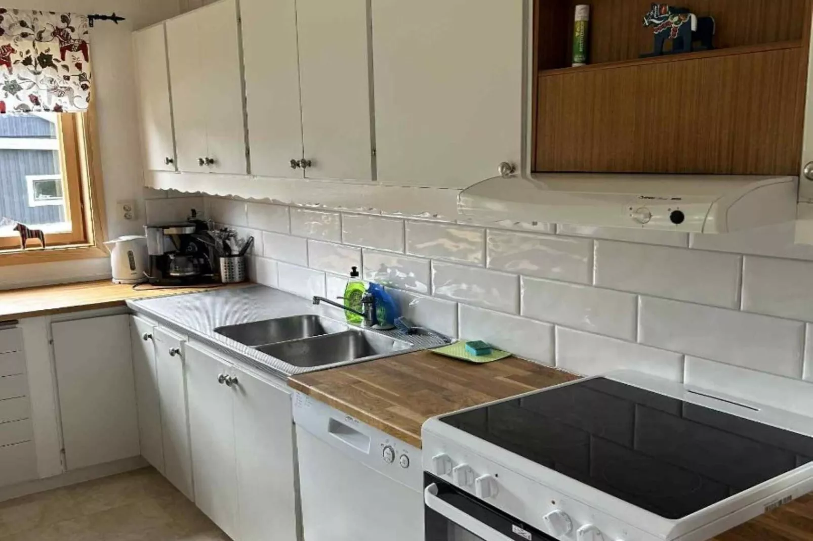 8 persoons vakantie huis in LIMA-By Traum-Binnen