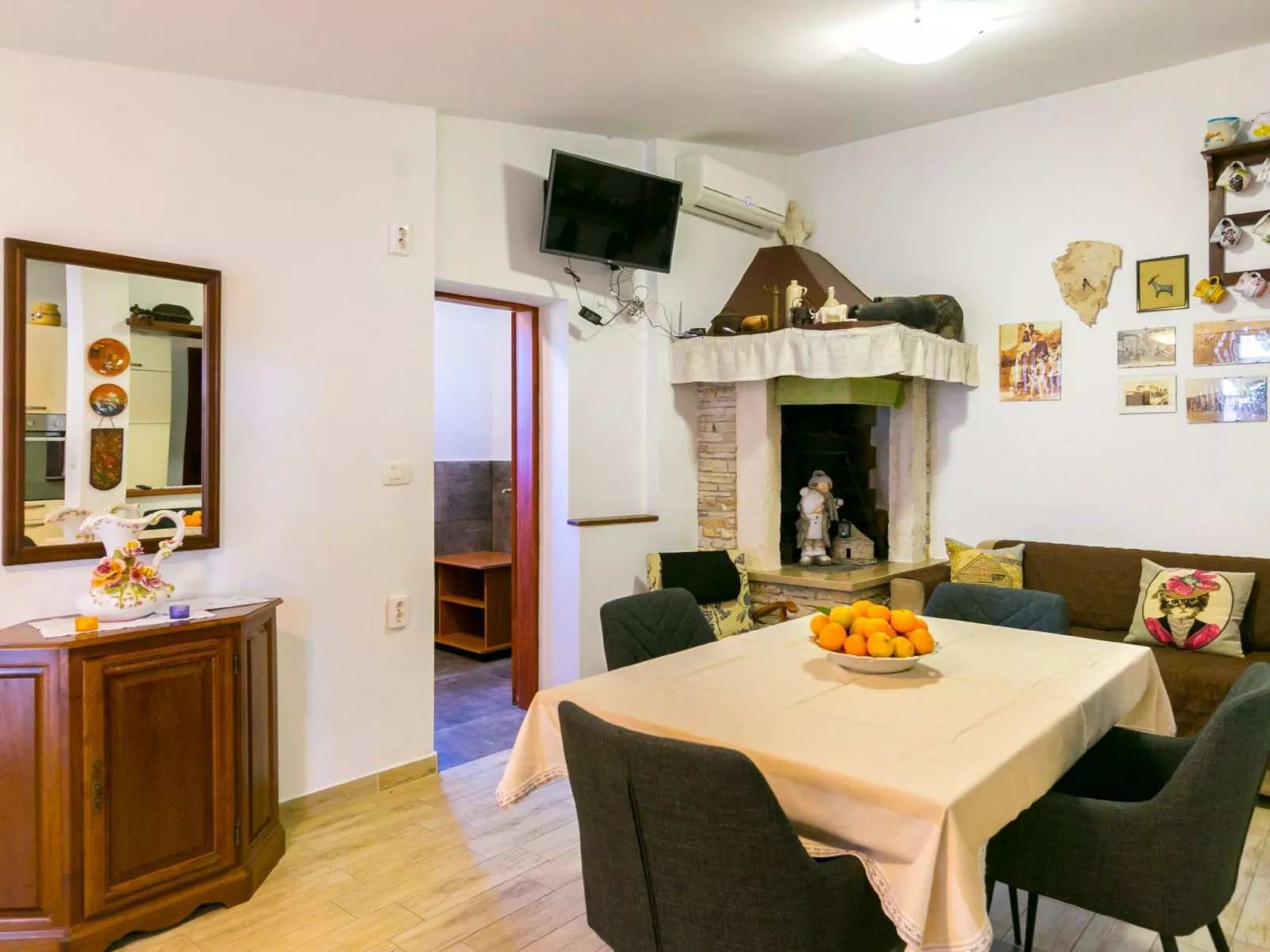 "Elvira" mit Terrasse-Binnen