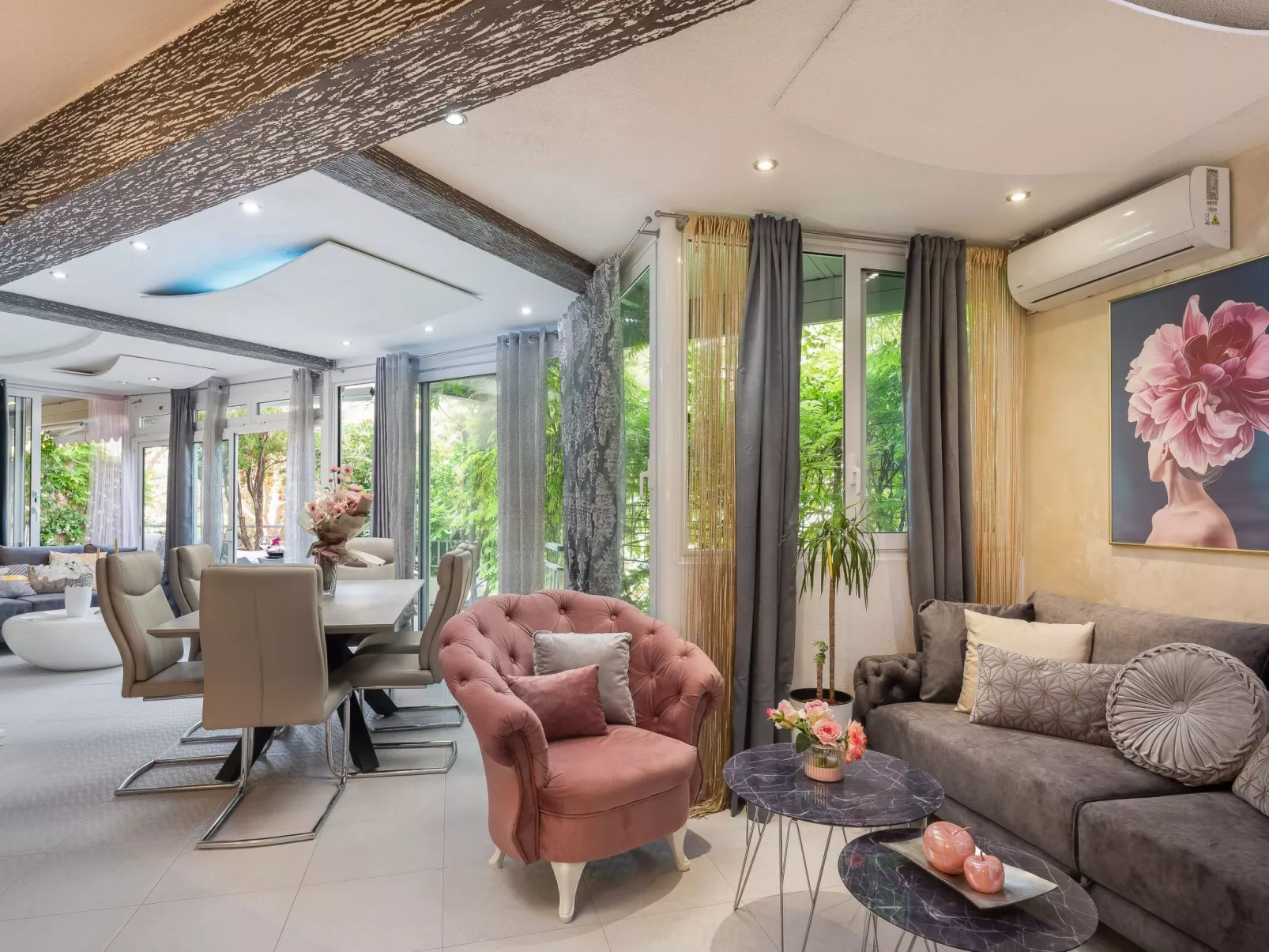 Schönes Appartement am Strand mit Terrasse-Binnen