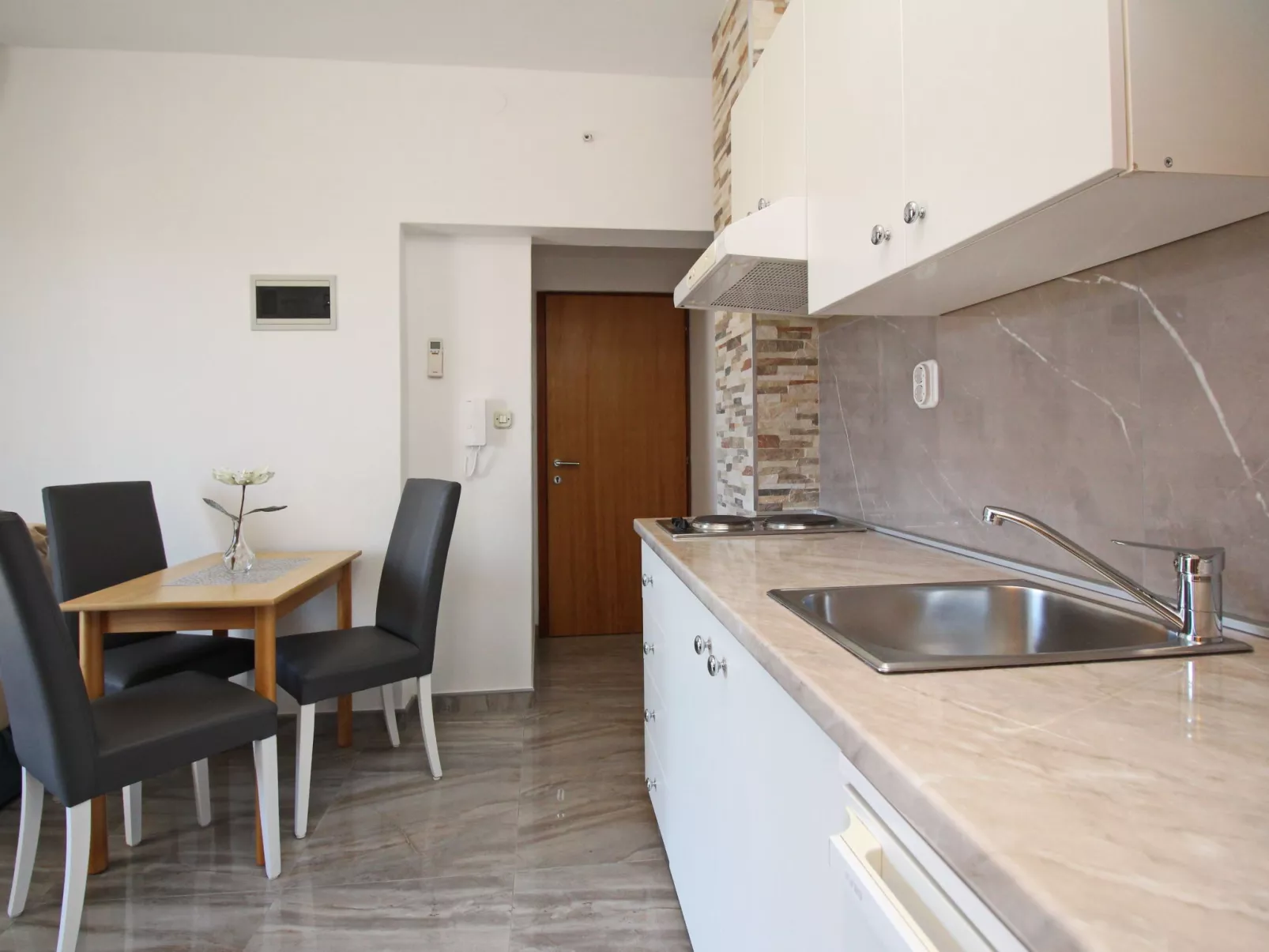 Gemütliches Appartement in Baška mit Eigenem Balkon-Image-tags.info