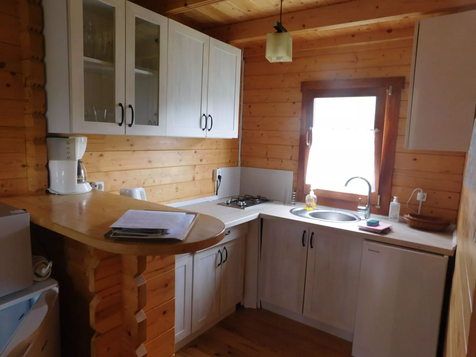 Haus in Karsibór mit Grill, Terrasse und Garten-Binnen