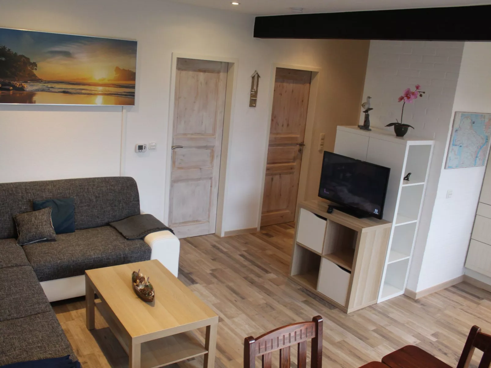 Schönes Ferienhaus in Tossens mit Schönem Garten-Binnen