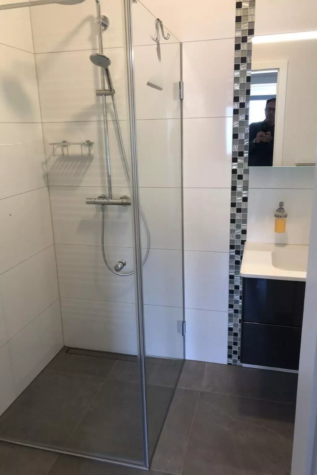 N8 Eingezäuntes Ferienhaus in Eckwarderhörne-Binnen