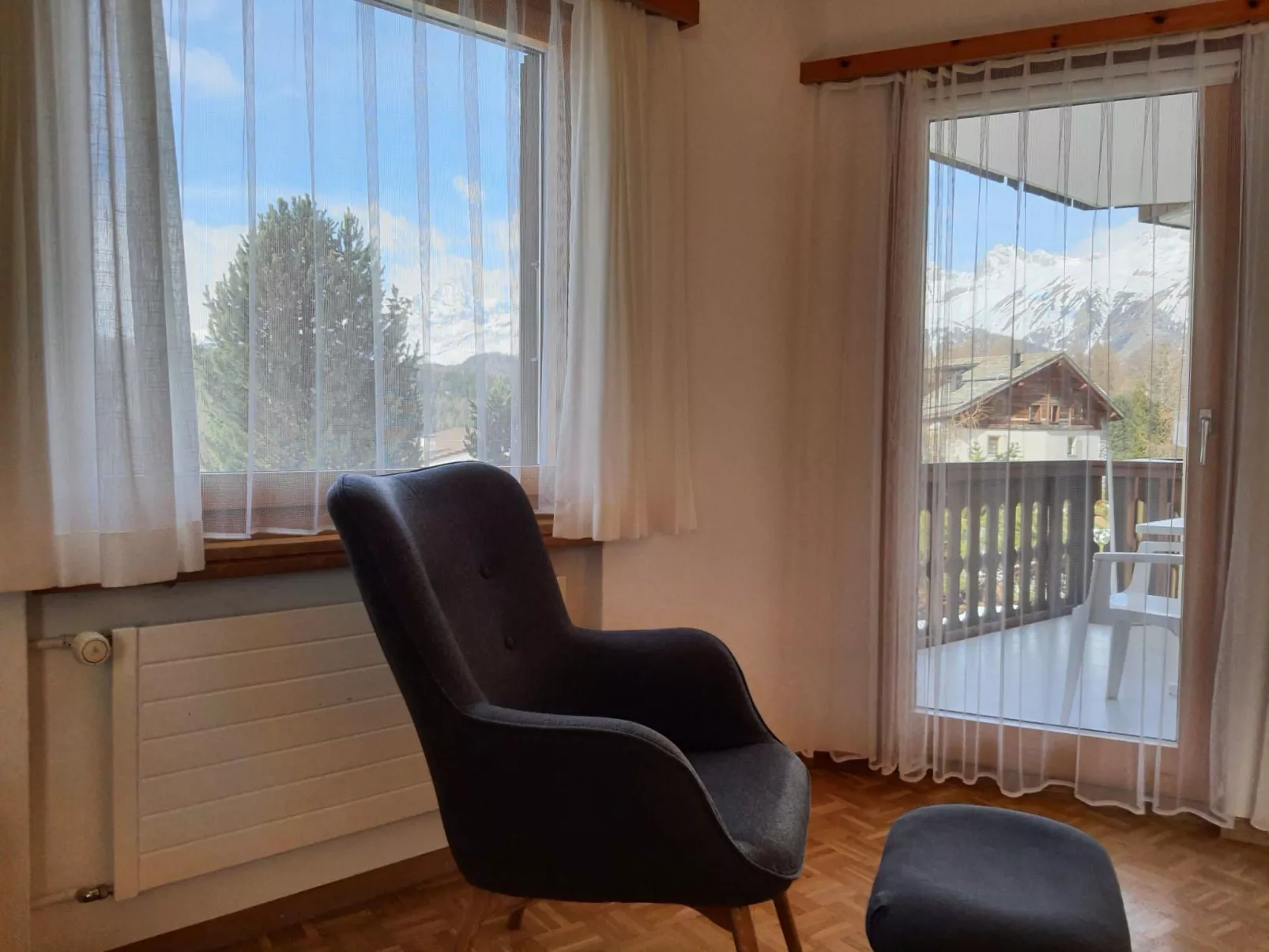 Chesa Azalea 3 klein