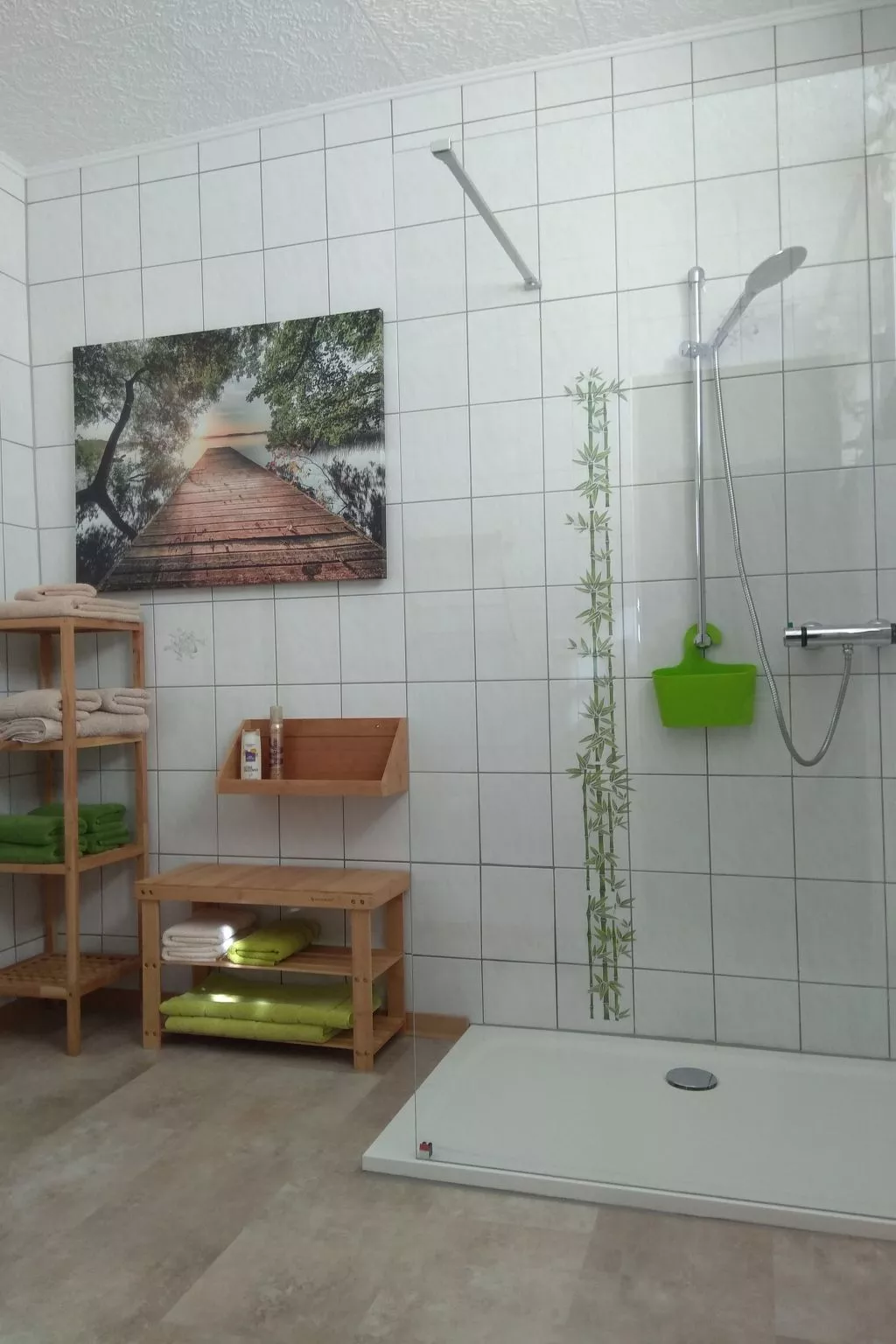 Mit eigenem Parkplatz-Binnen