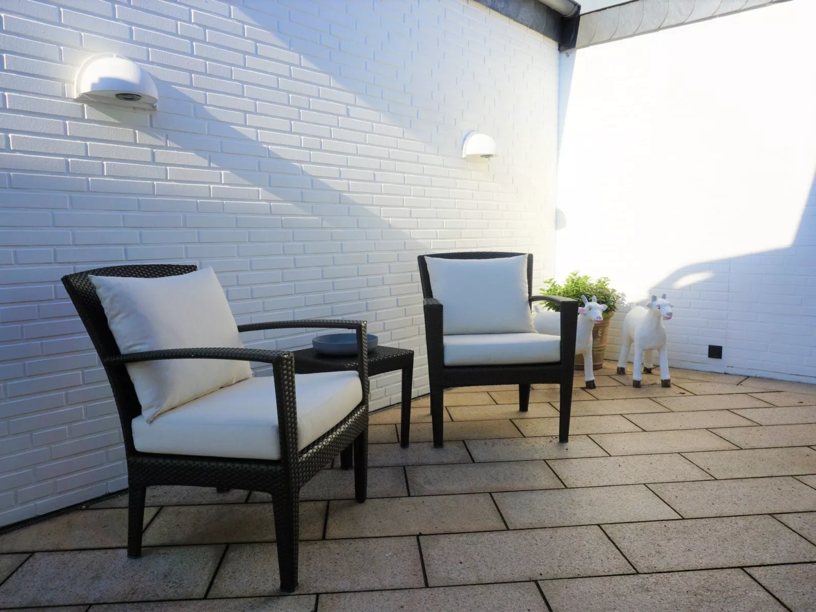 Großzügiges Haus mit traumhafter Gartenanlage-Binnen