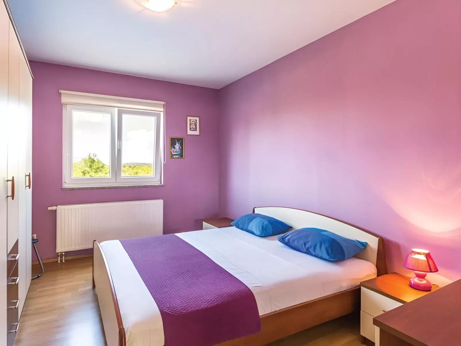 Villa Ivy mit perfekter Privatsphäre, Pool, Sauna - Binnen