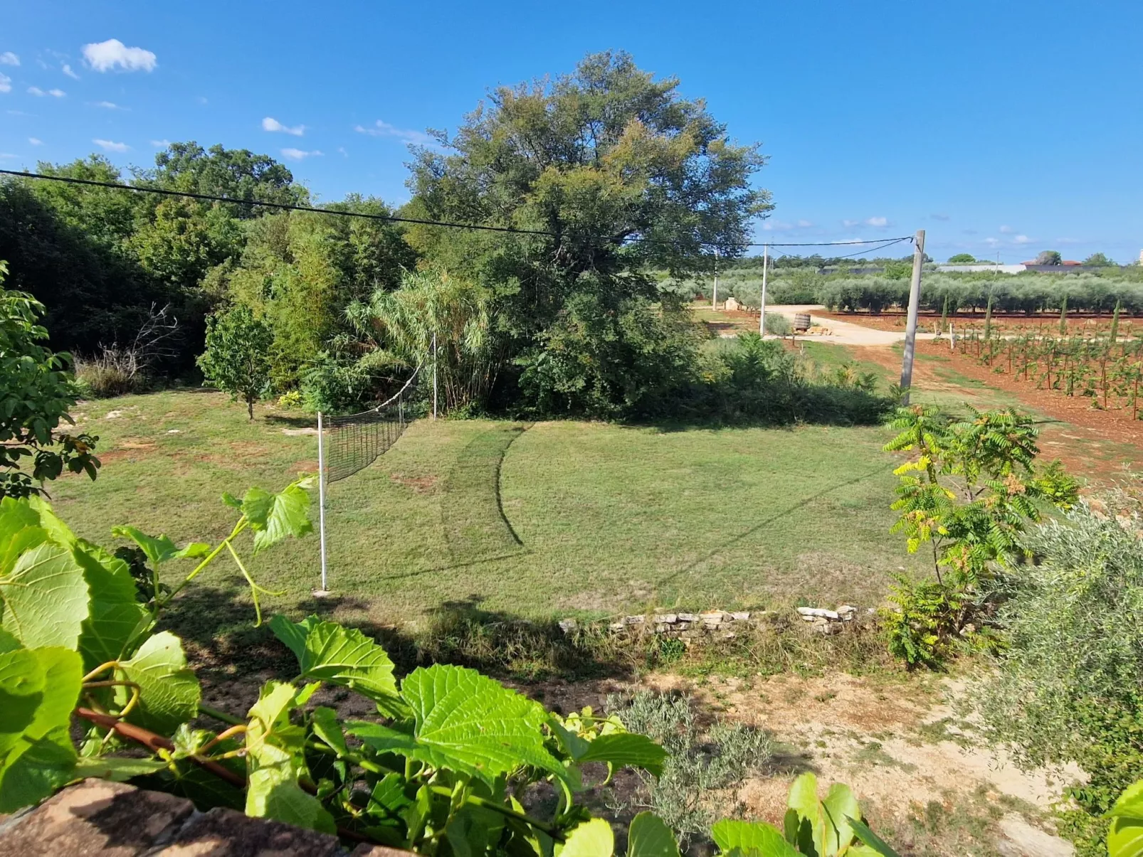 Freistehende Villa mit Garten und privatem Pool-Binnen