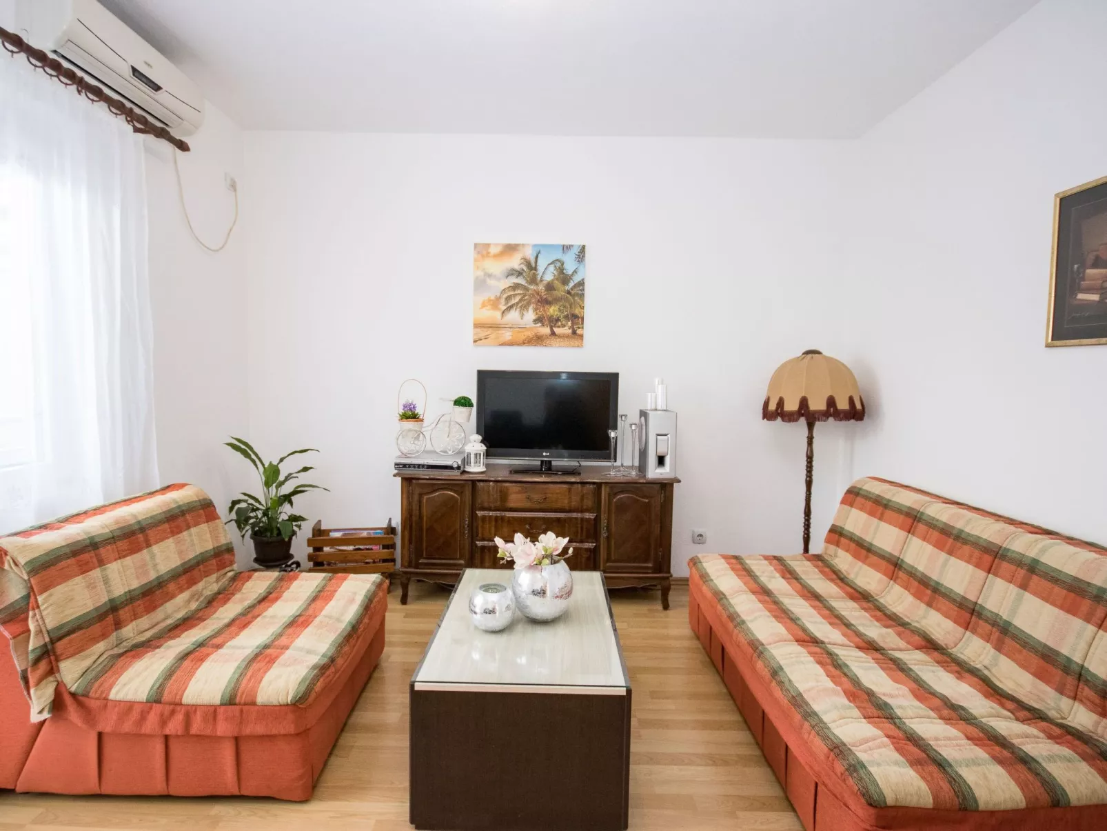 Fünf-Bett-Appartement-Binnen