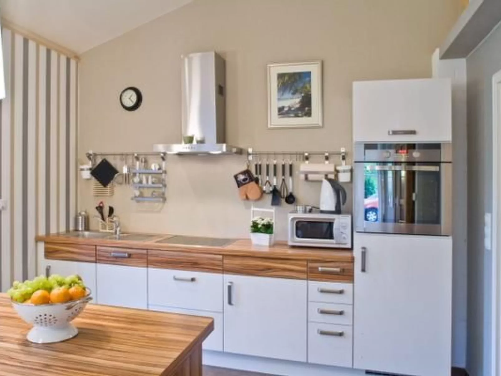 Apartment Teichblick mit eigener Terrasse-Binnen