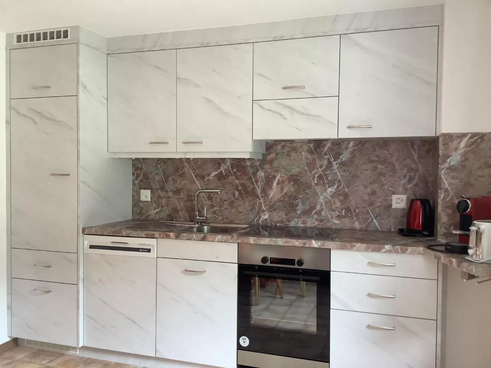 Sonnige 2.5-Zimmer Wohnung an ruhiger Lage-Binnen