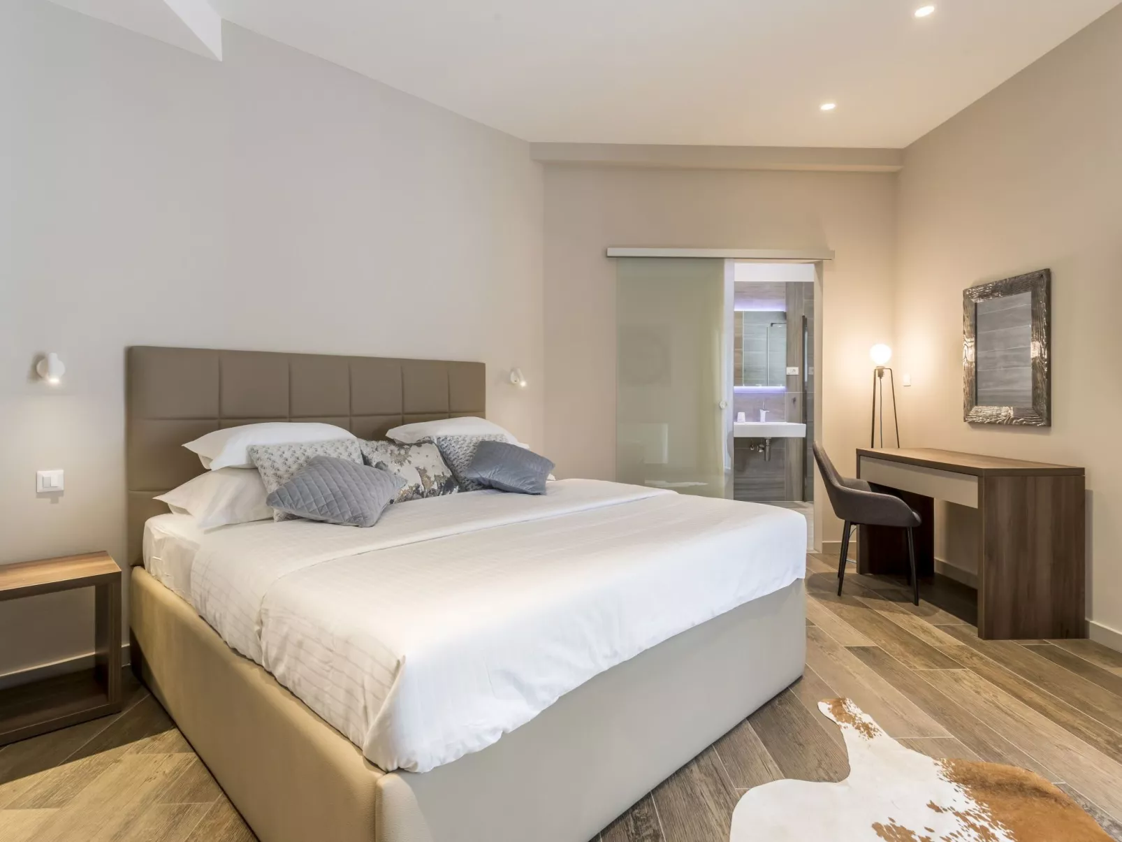 In Mimice mit tollem Pool und Meerblick-Image-tags.info