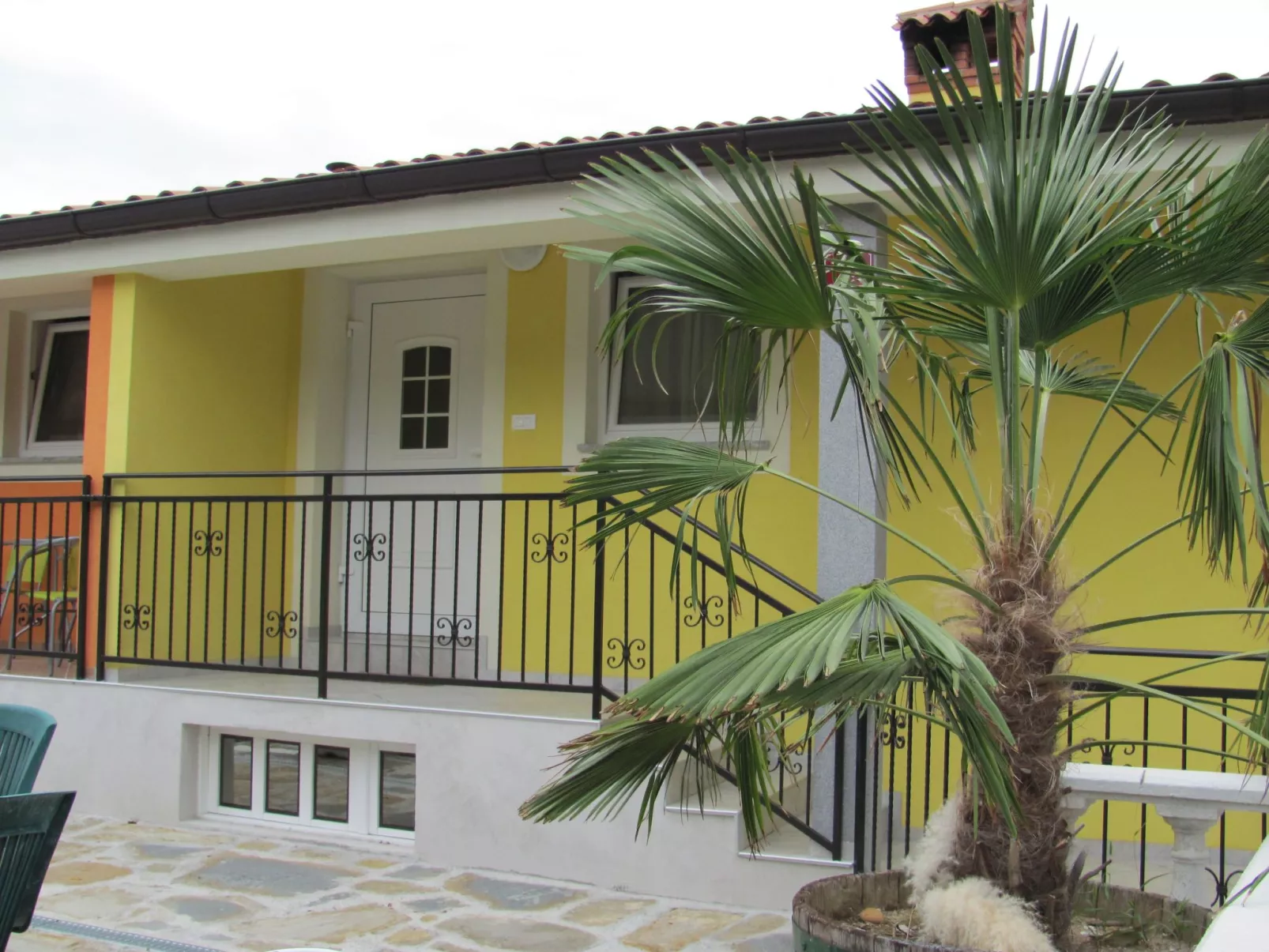 Appartement mit Balkon-Binnen