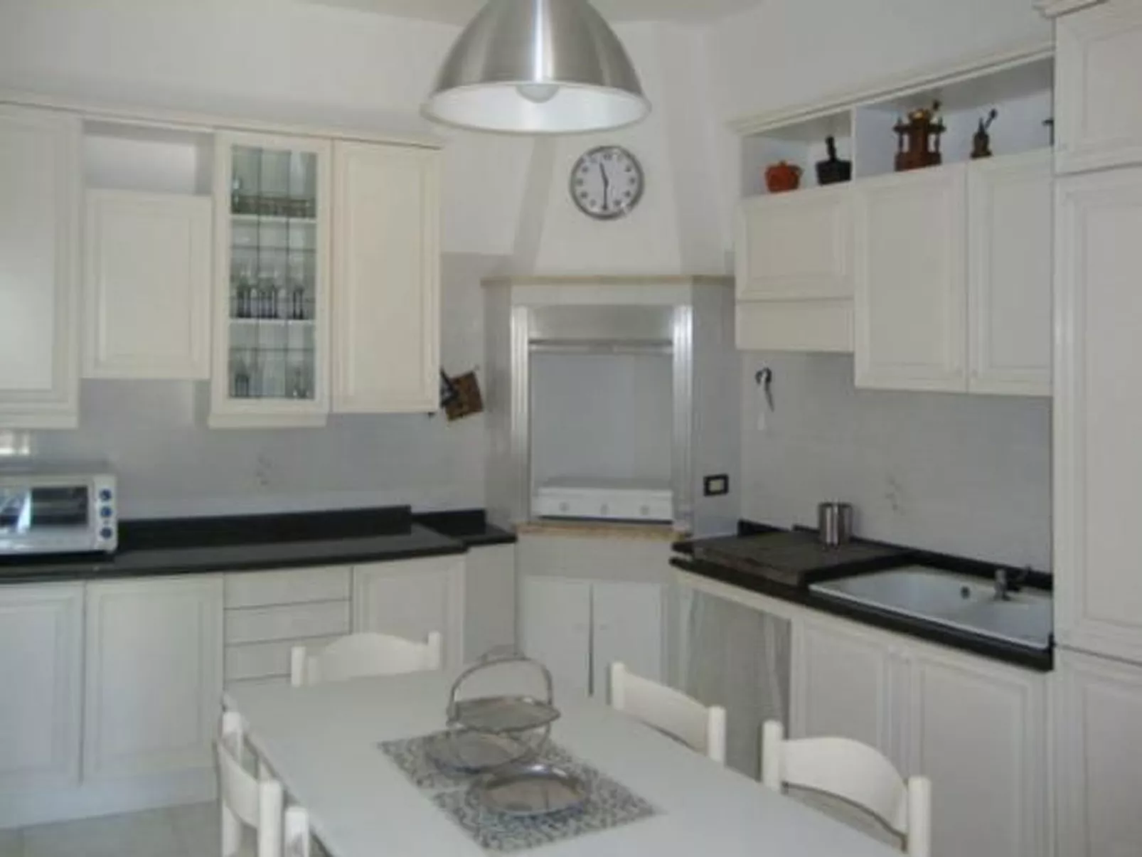 Schöne Wohnung in Selva di Fasano-Binnen