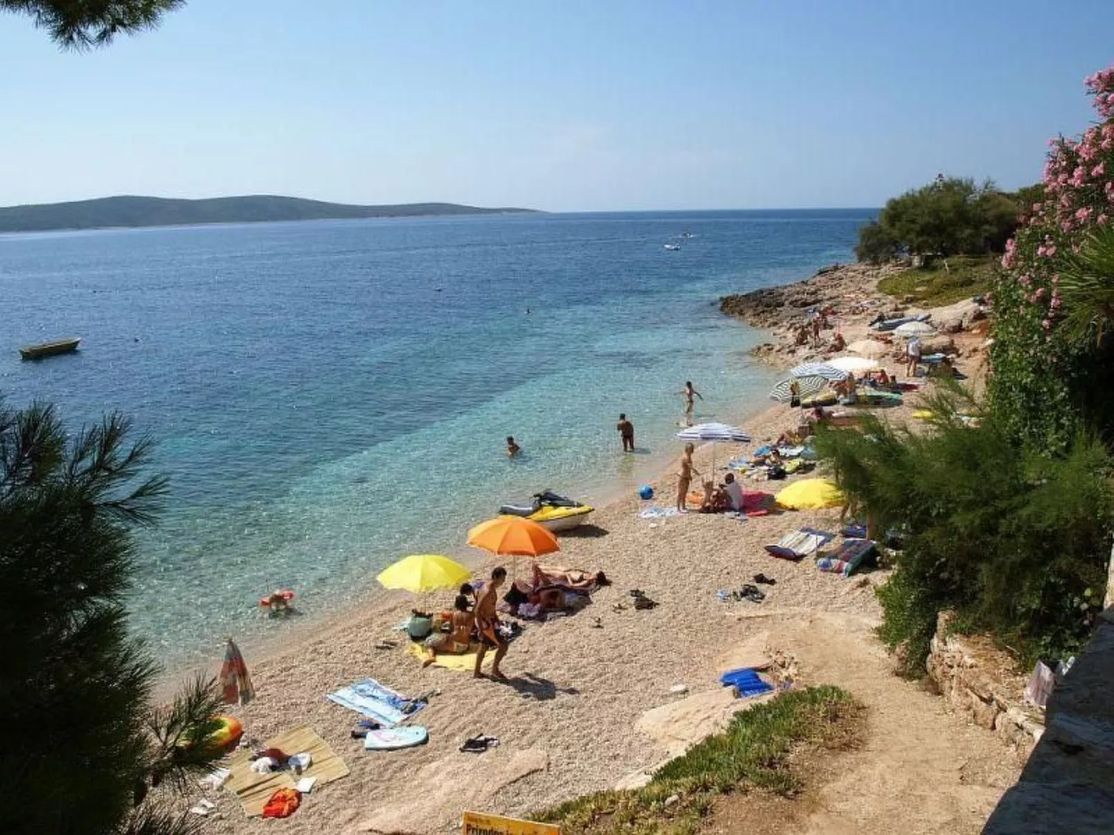 Wohnung in Zavala mit schönem Garten-Buiten