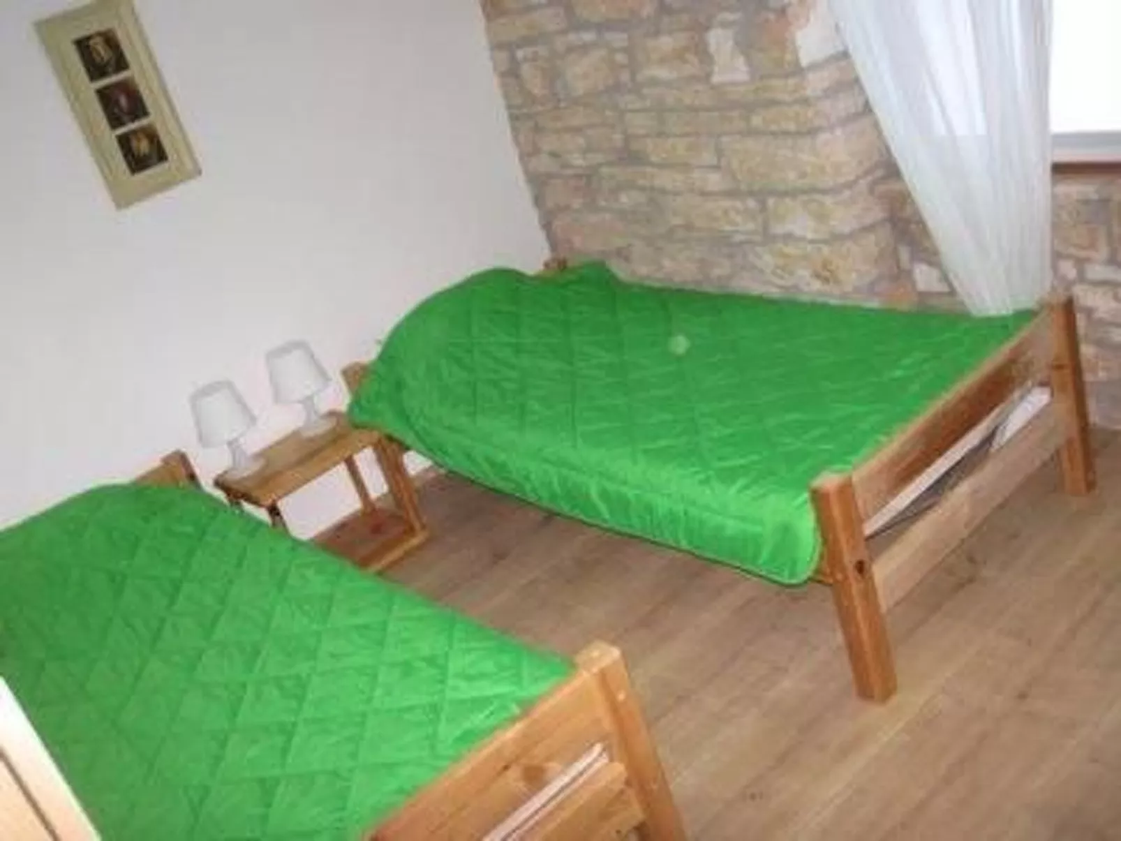 "Eti and Mia" mit Pool-Binnen