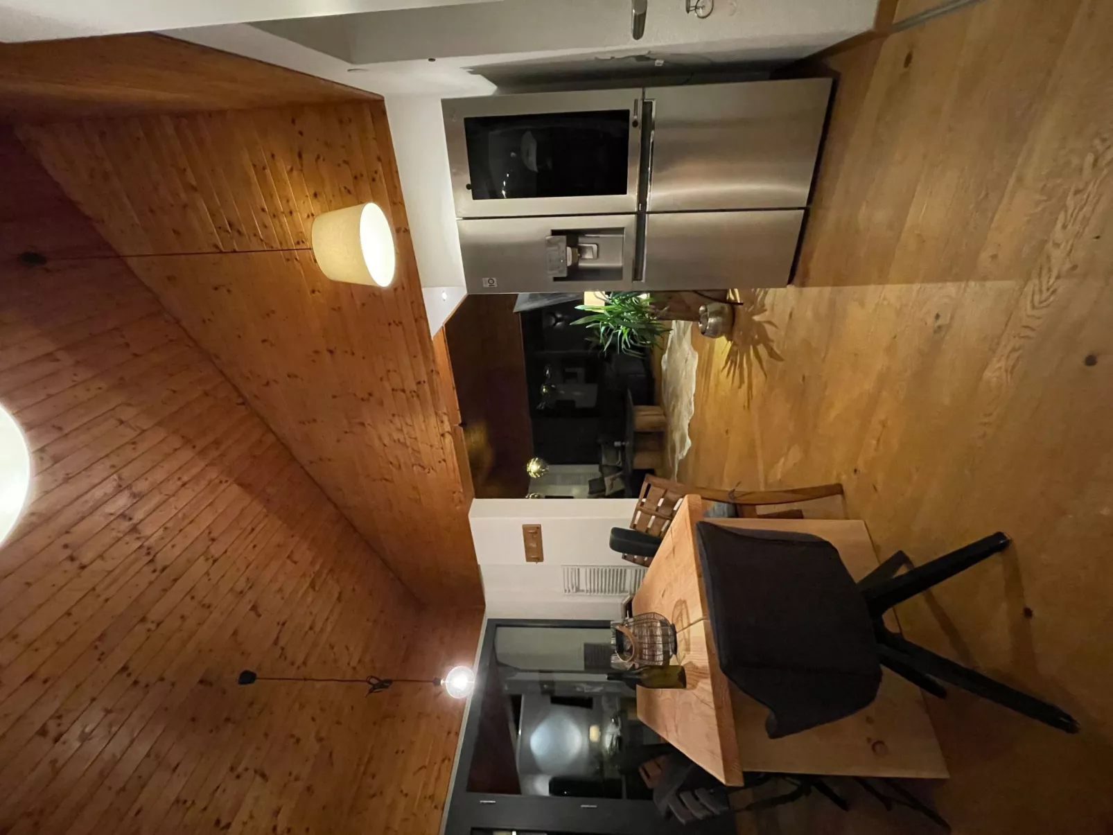 Max Mountain View-Binnen