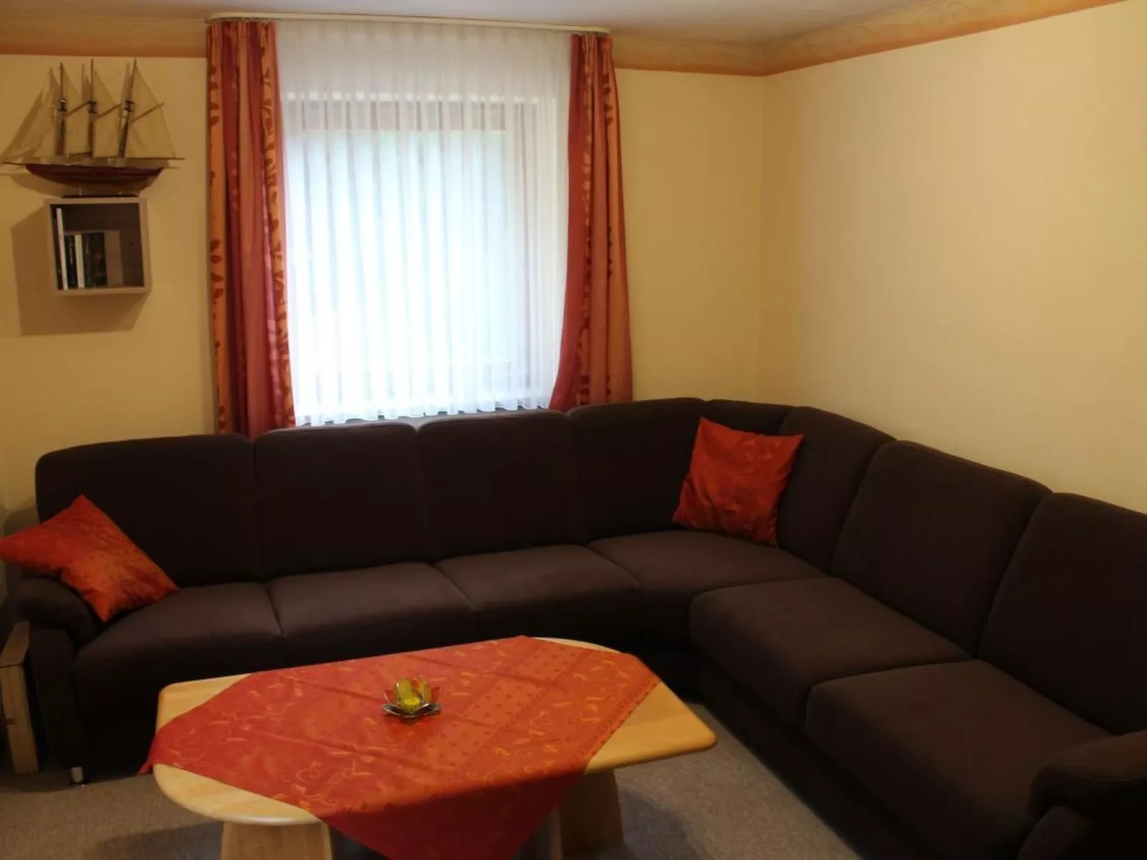 Appartement mit Garten, Grill und Terrasse-Binnen