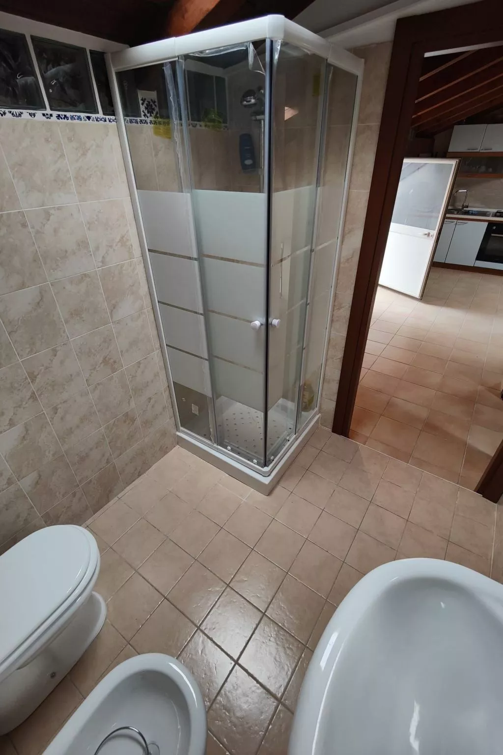 Mansardische Kommode-Binnen