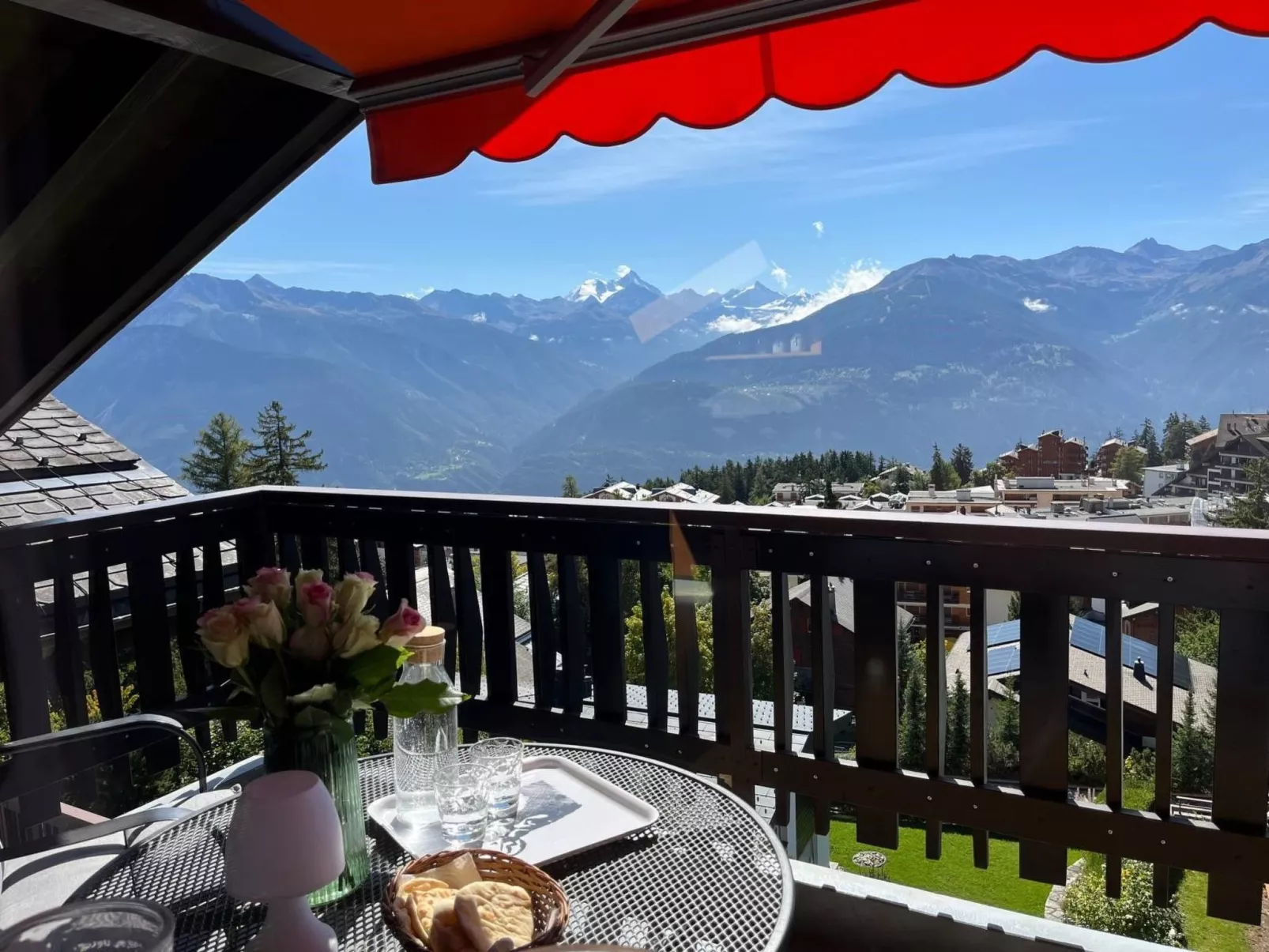 Helle und moderne Dachwohnung-Binnen