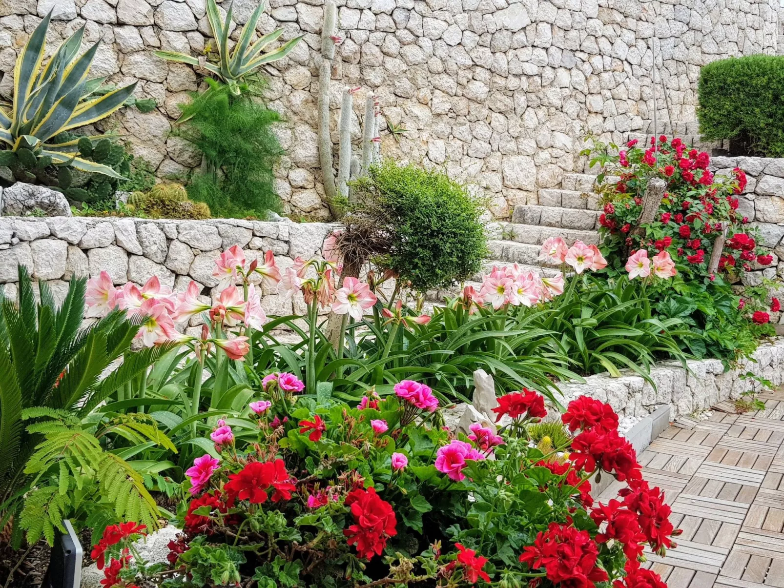Tolle Wohnung in Drašnice mit Schönem Garten-Buiten